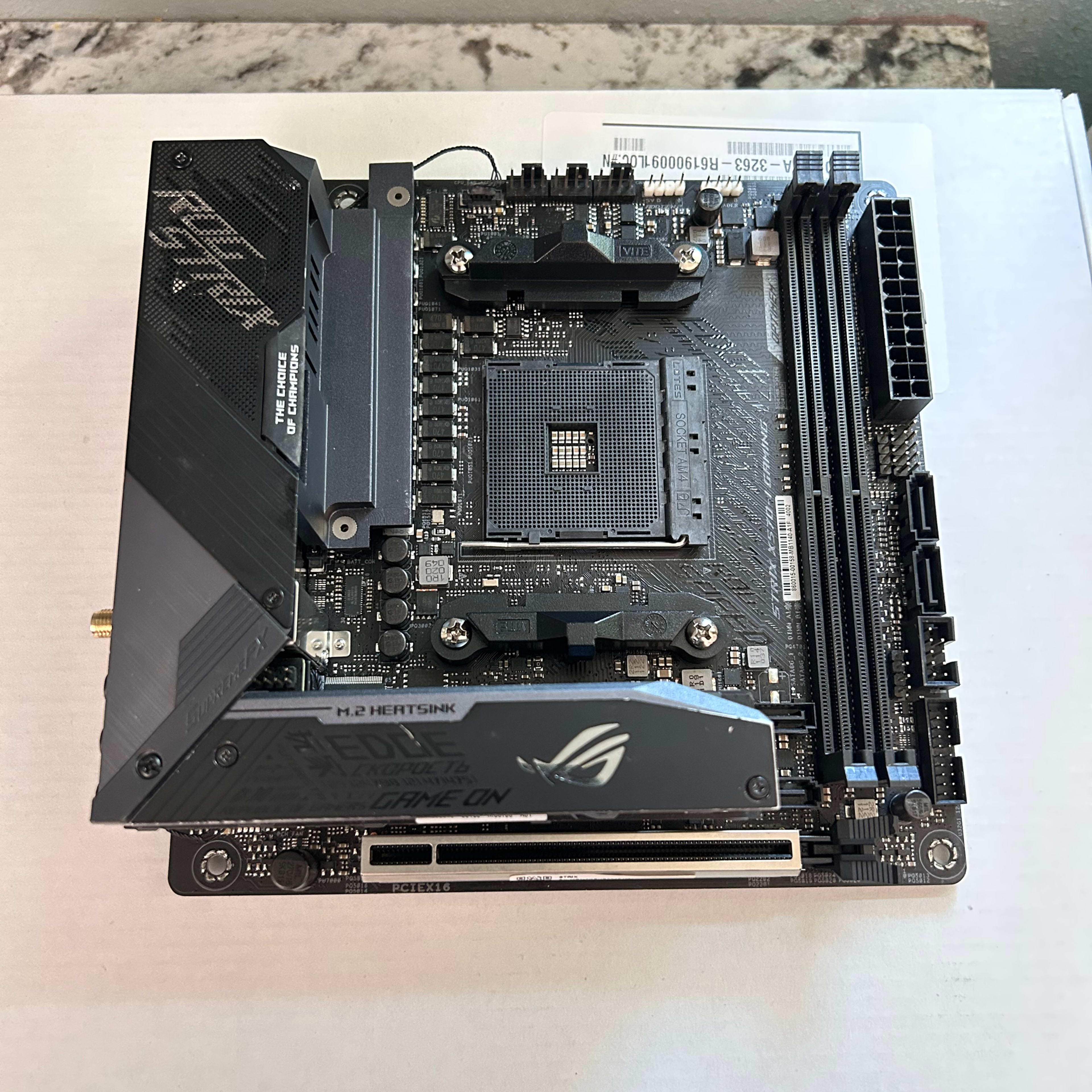 ASUS ROG Strix X570-I Gaming AM4 AMD X570 Mini ITX AMD Motherboard