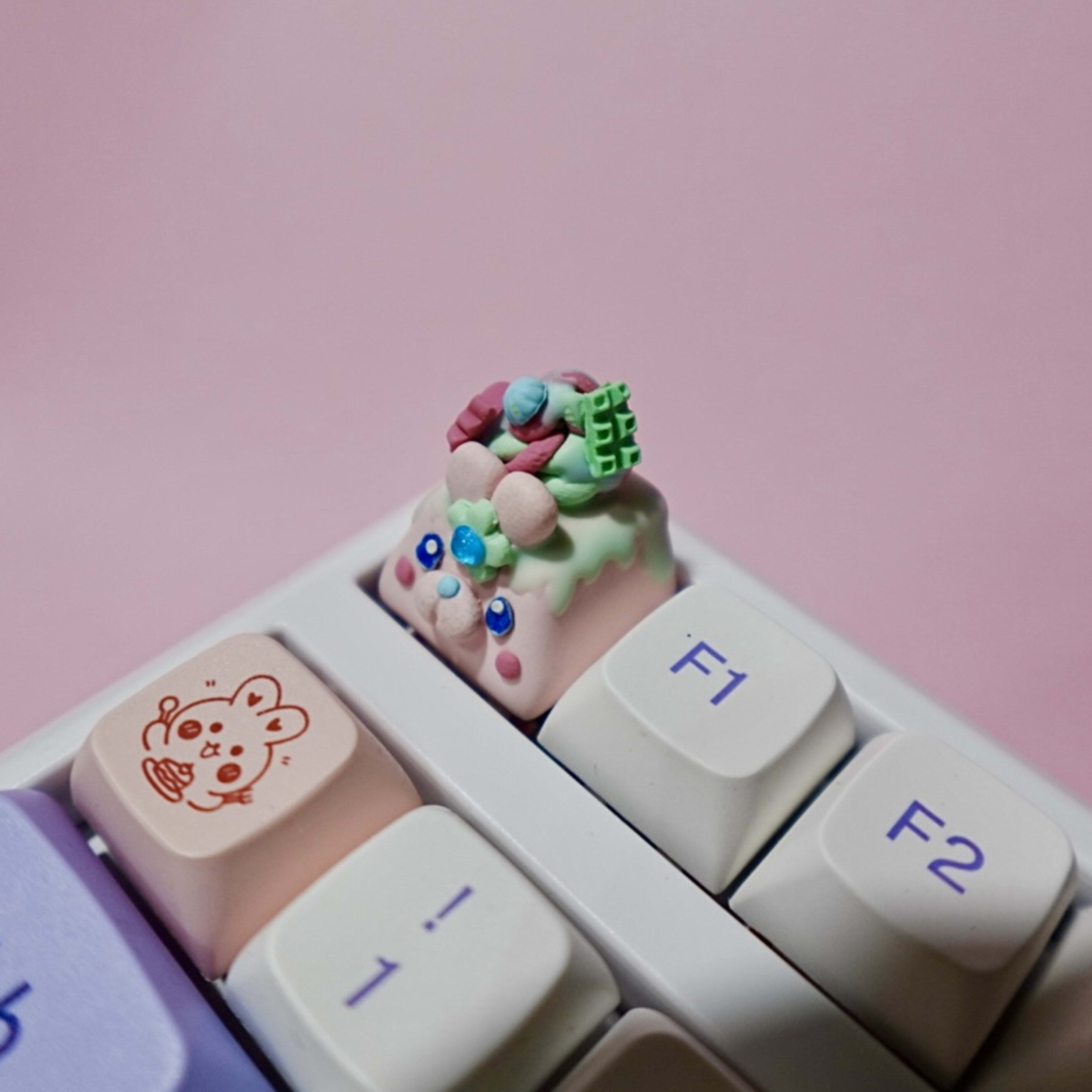 BunnyBuns Series - CandyBunny Artisan KeycapBunnyBuns Series - CandyBunny Artisan Keycap