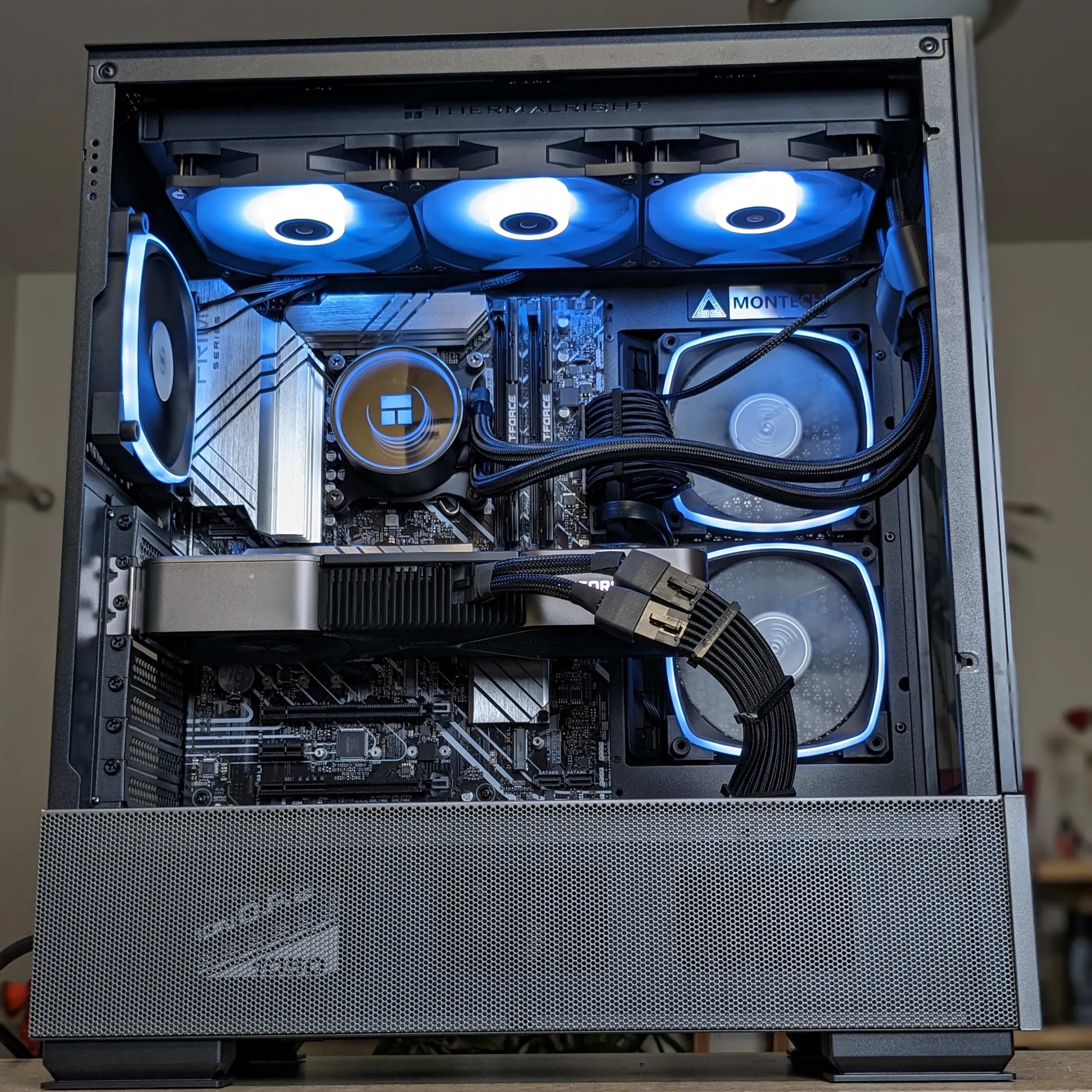 High End Intel Gaming PC - Intel Core i9 12900K - RTX 3080 High End Intel Gaming PC - Intel Core i9 12900K - RTX 3080