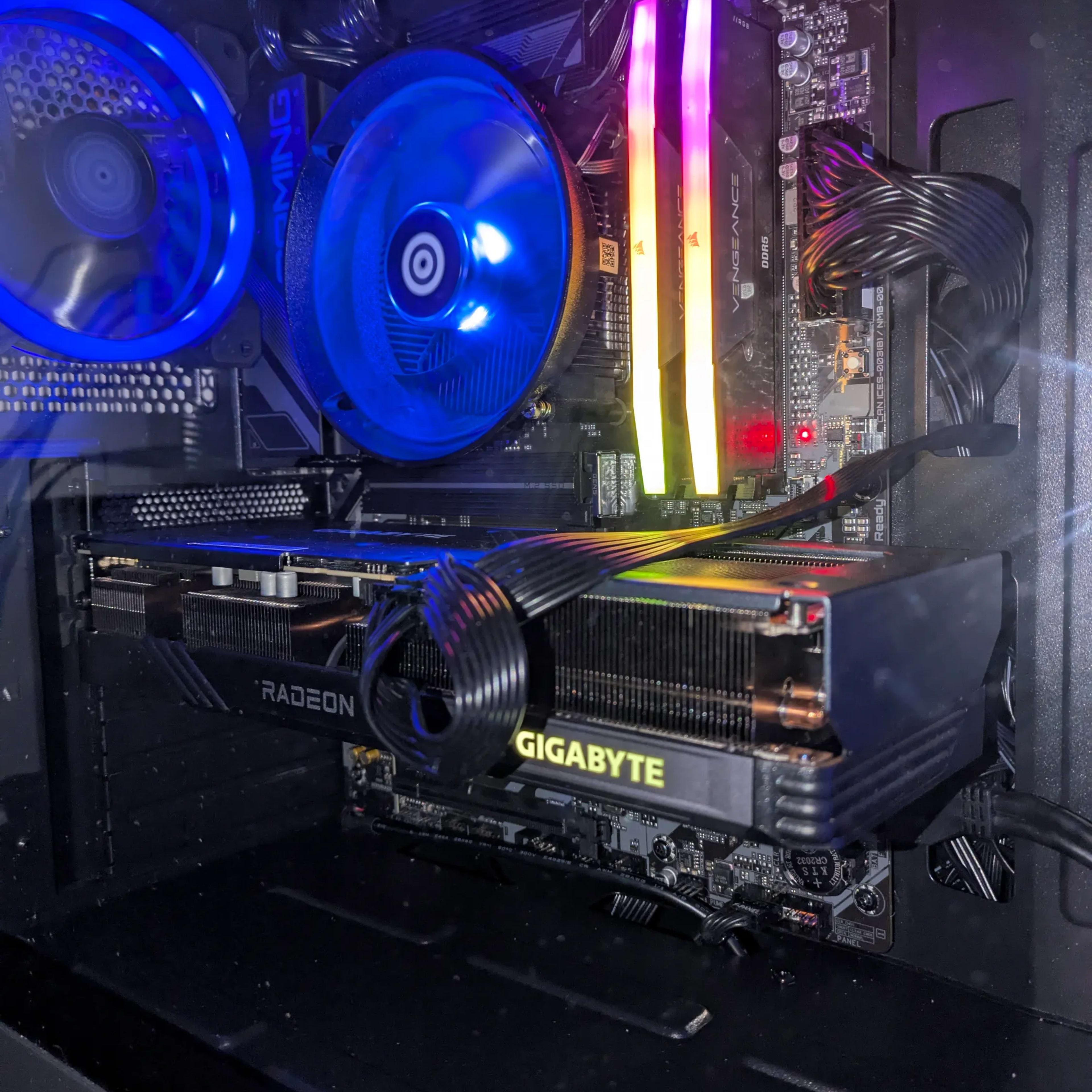 🔥 Ryzen 5 7600 | 32GB DDR5 | 7600 XT 16GB 🔥 | Jawa 🔥 Ryzen 5 7600 | 32GB DDR5 | 7600 XT 16GB 🔥 | Jawa