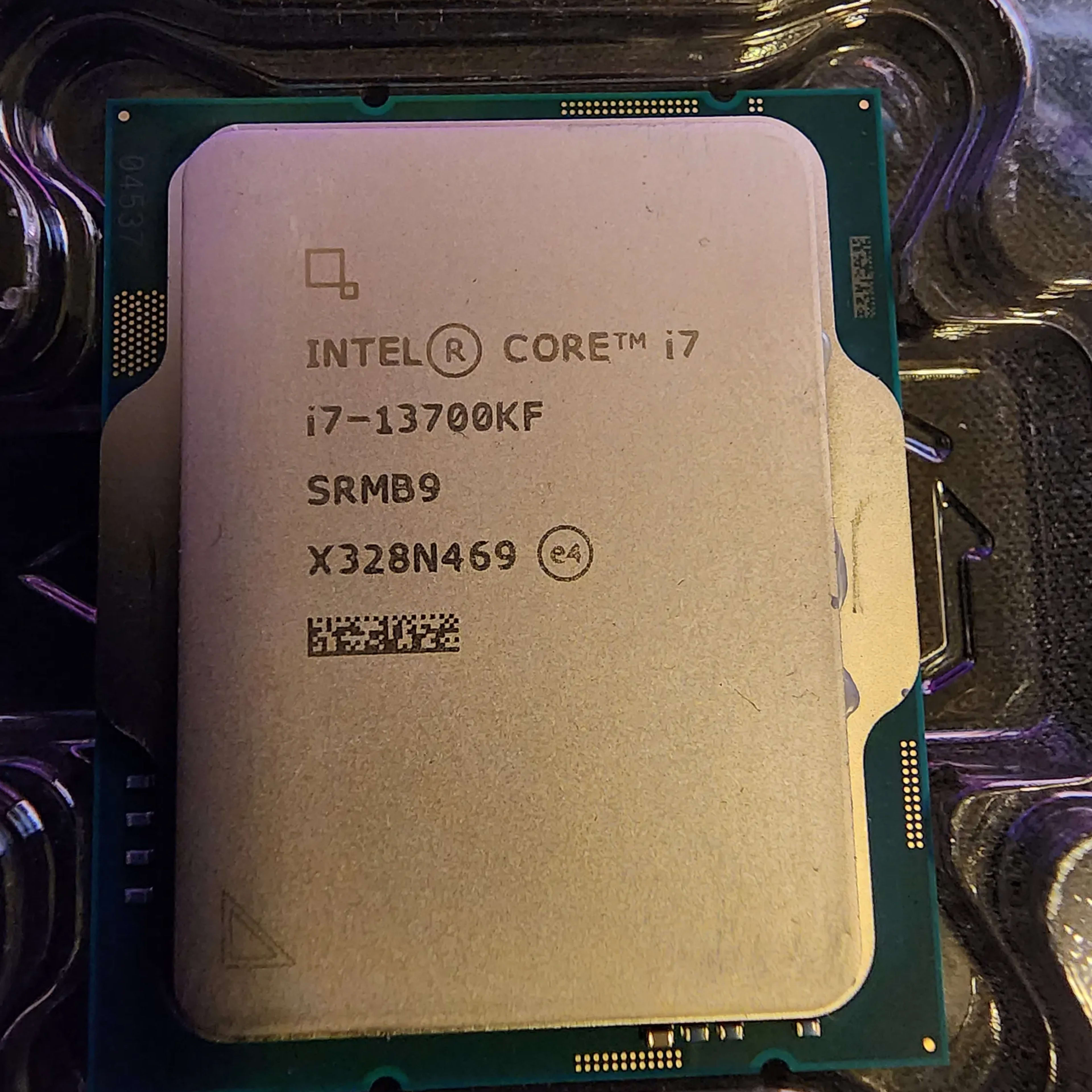 Intel Core i7-13700KF Processor