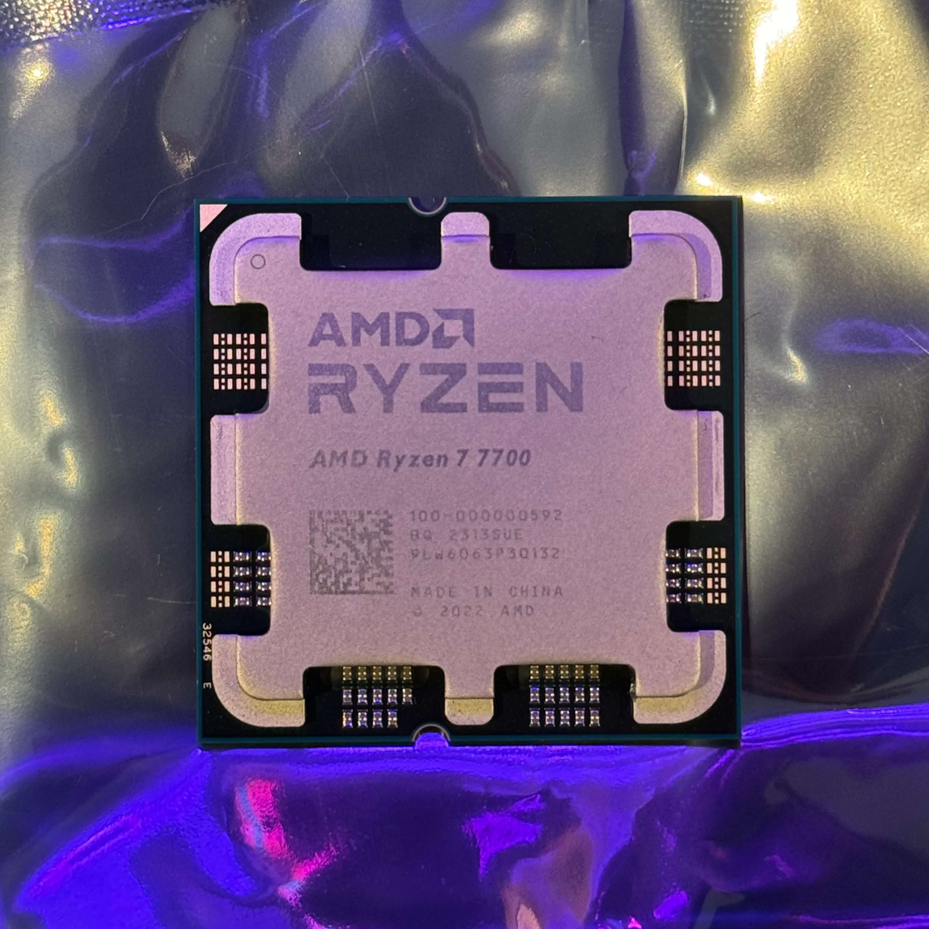 AMD Ryzen 7 7700 8-Core, 16-Thread Unlocked Desktop Processor