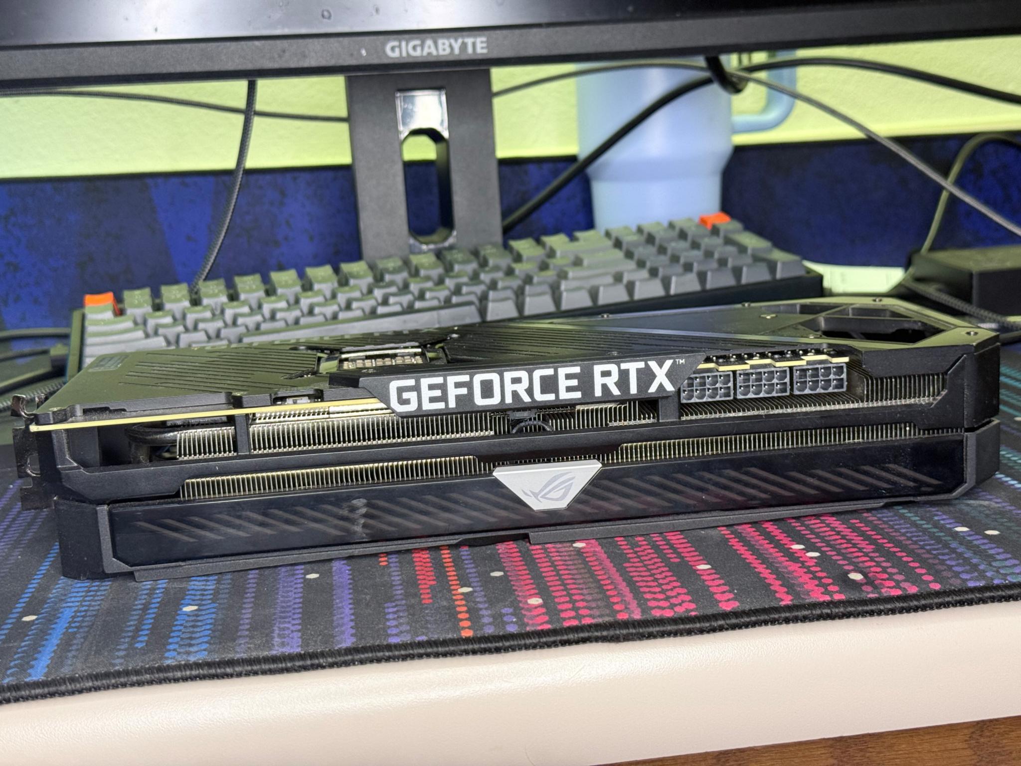 ROG STRIX GeForce RTX 3080 10GB OC【ジャンク】 ROG Strix GeForce RTX™ 3080 V2 OC Edition 10GB GDDR6X