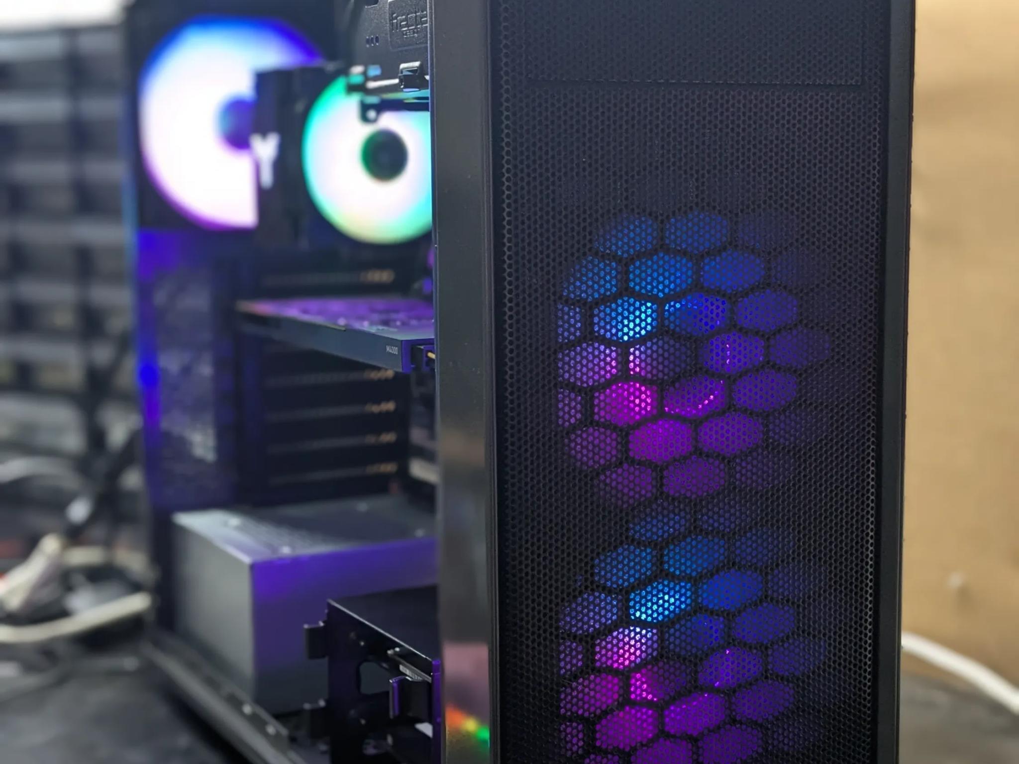 ゲーミングPC ryzen 5 2400G GTX1060 SSD 240GB 81ewjd+T6rL._UF350,350_QL50_.jpg