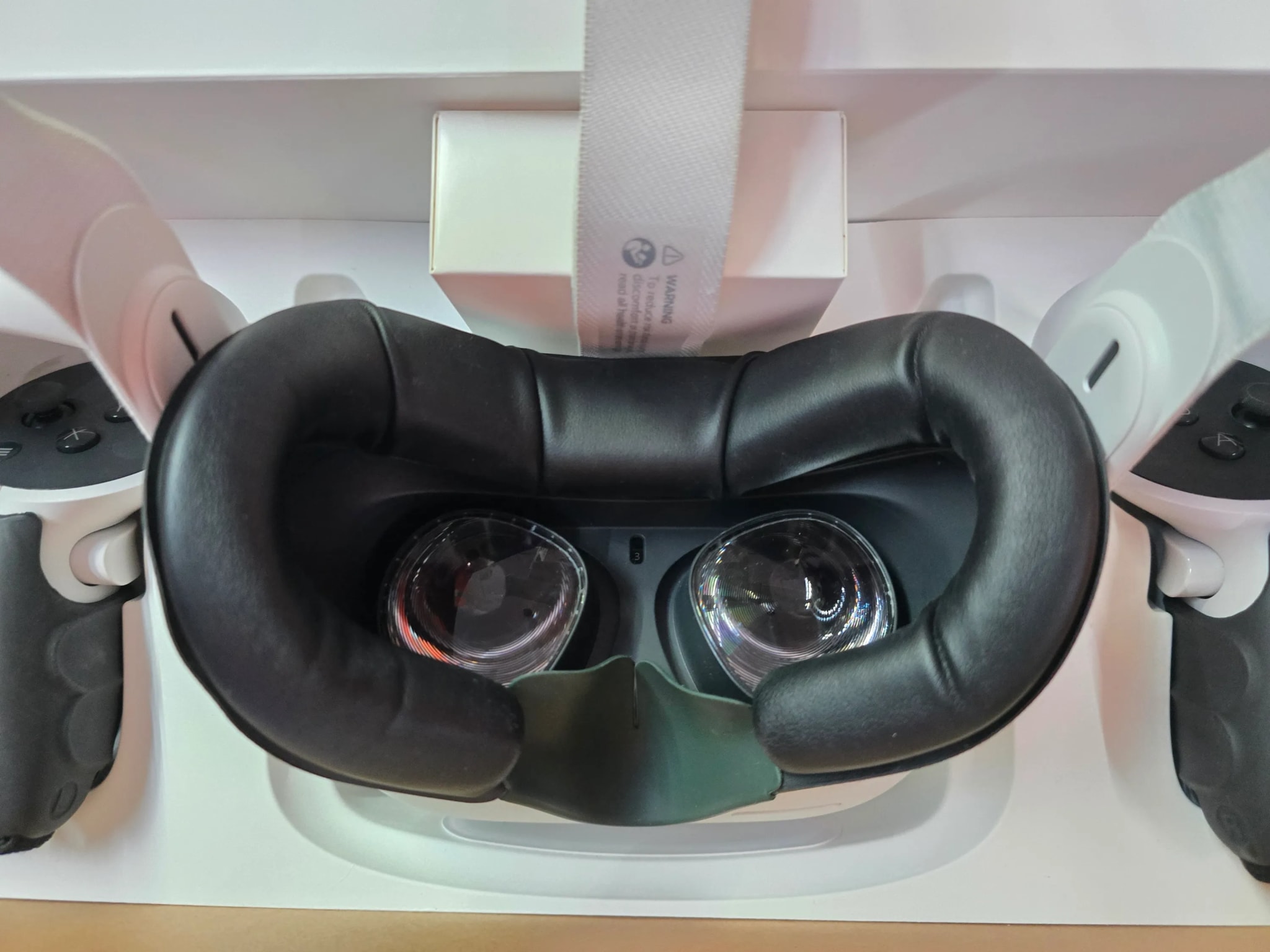 Oculus Quest 2 64GB Fairly Used Minimal Issues | Jawa