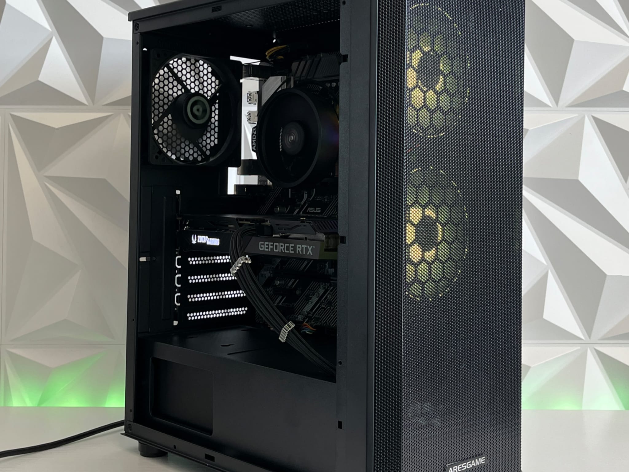 RTX 3060 Ti 8GB, Ryzen 5 3600X, 16GB RAM | Black RGB Gaming