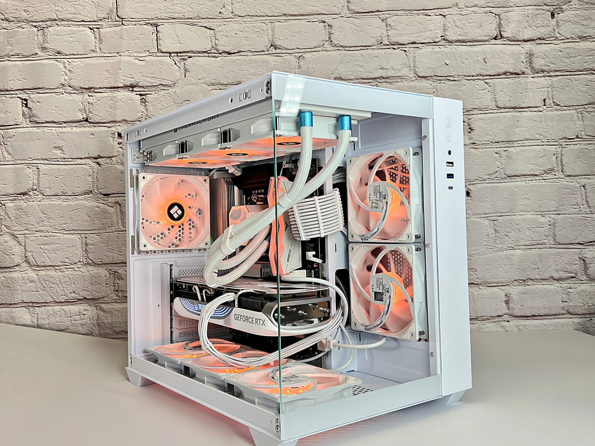 AMD Ryzen 7 7800X3D RTX 4080 Super 32GB DDR5 2TB M.2 WIN 11