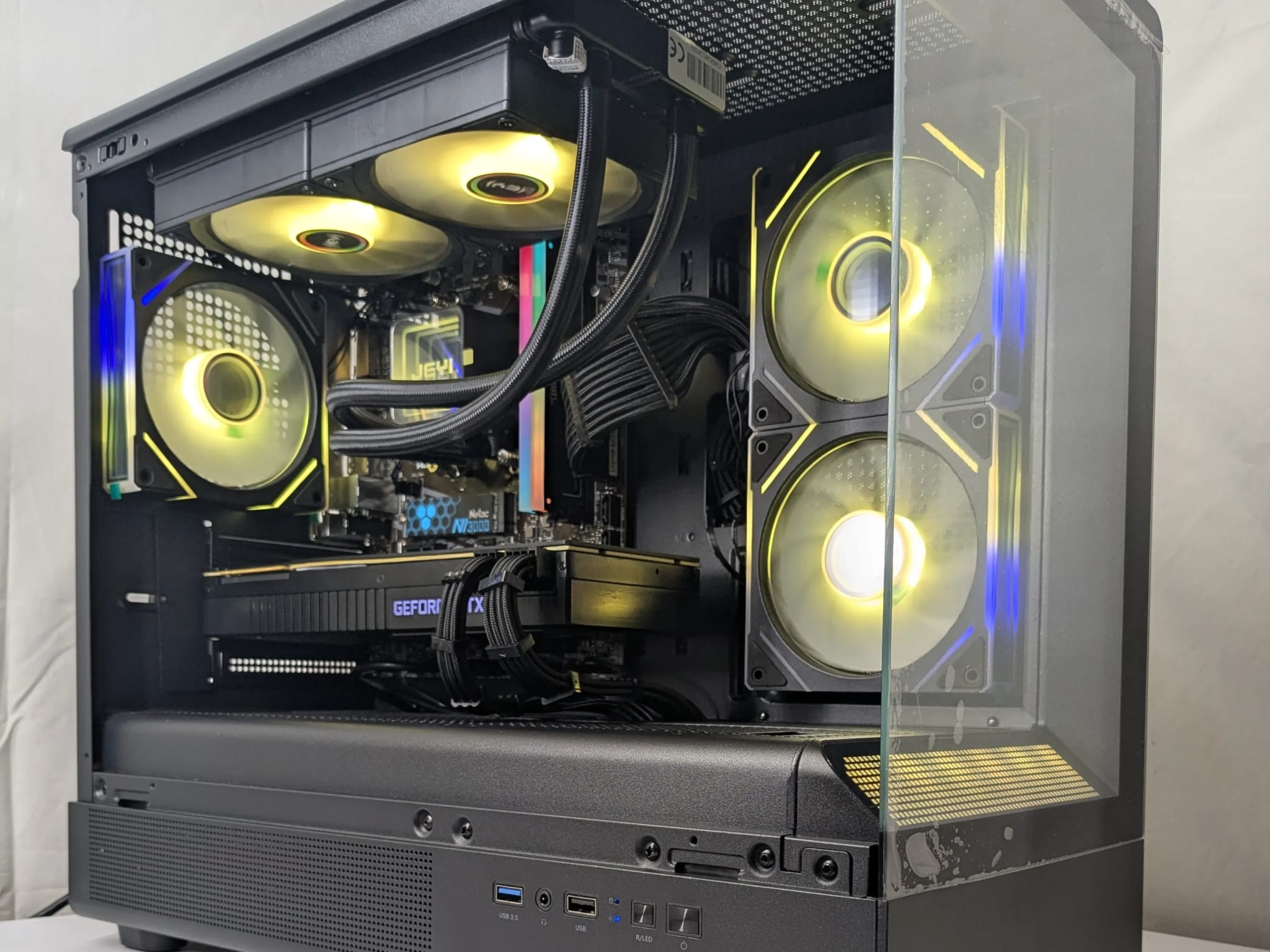 高性能デスクトップPC Ryzen 7 3700X RTX 2080 Super 🔥 Gaming PC – RTX 2080 Super | Ryzen 7 3700X | 16GB RAM