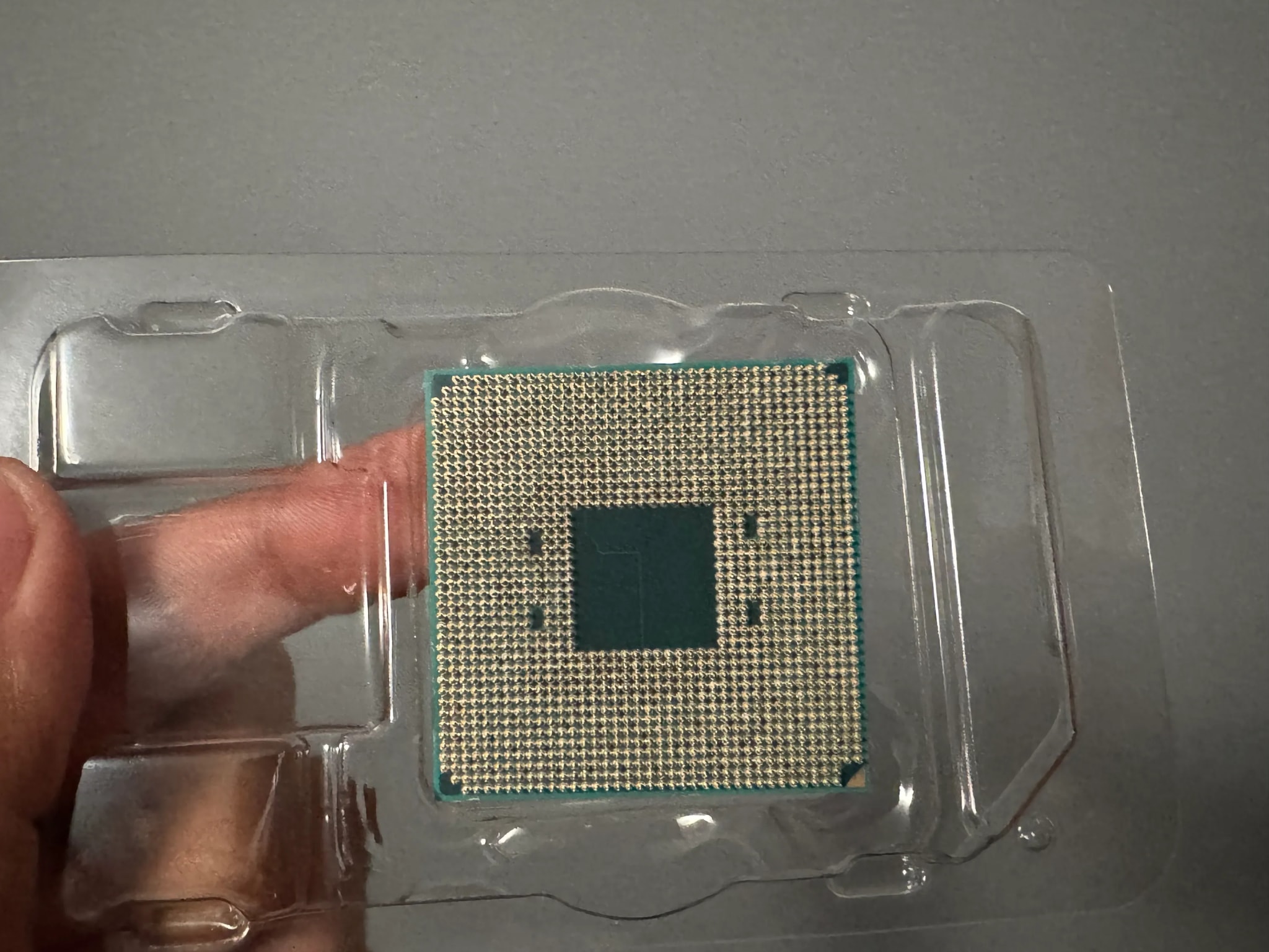 PCパーツ Ryzen 5 5600G AMD CPU AMD Ryzen 5 5600G - 6-Core 3.9 GHz, Socket AM4, 65W Desktop