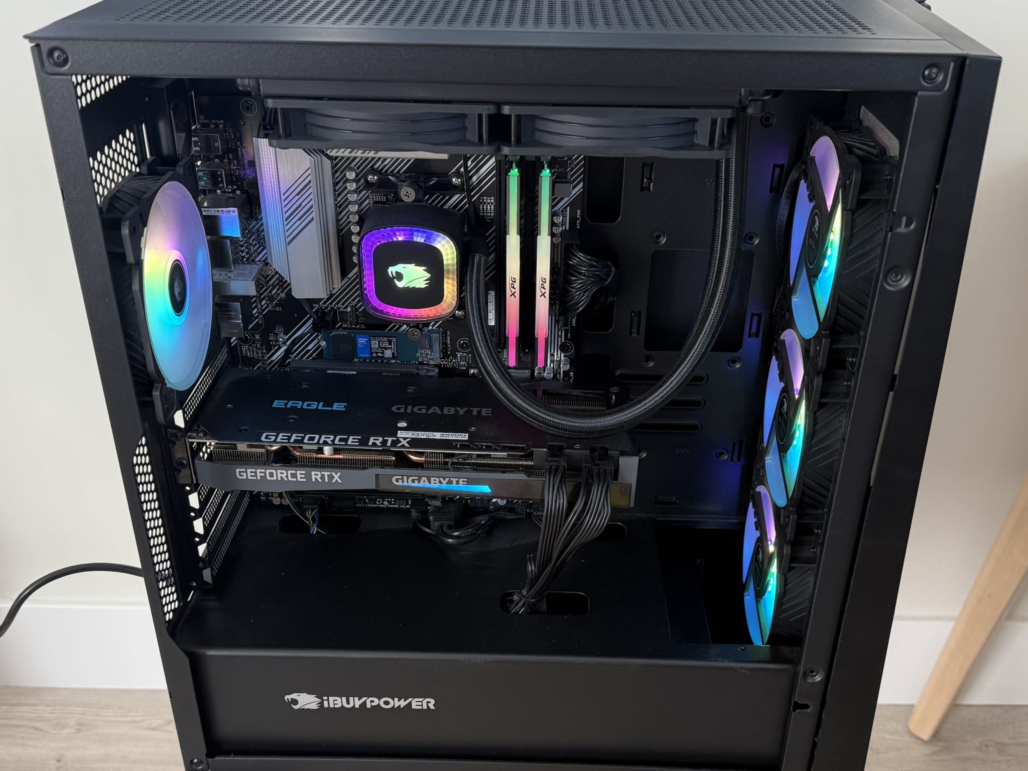 ゲーミングPC/5700X RTX3070 16GB 新品NVMe 1TB 🔥 IMMACULATE iBUYPOWER Gaming PC - R7 5700X | RTX 3070