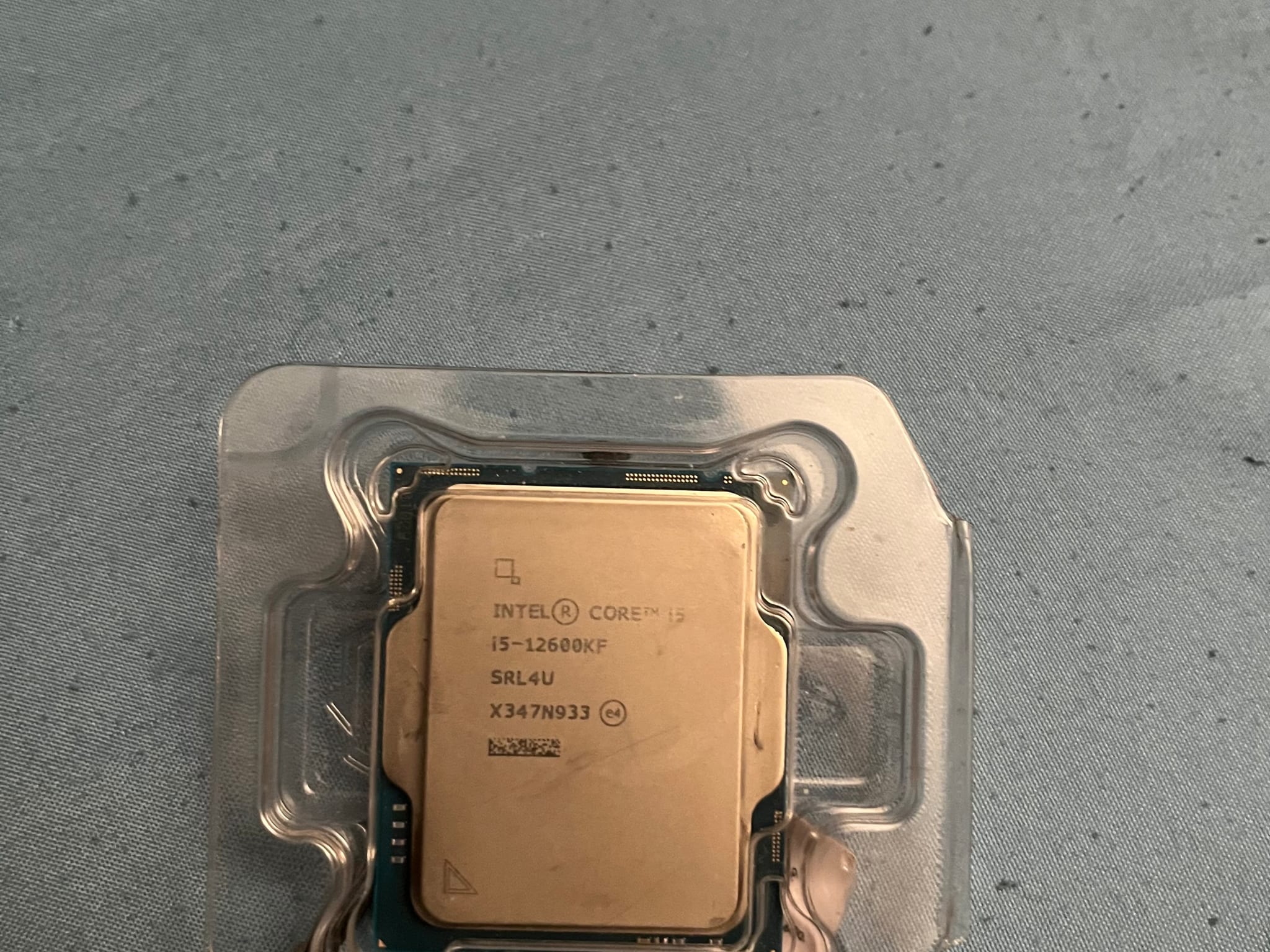 Intel Core i5-12600KF CPUクーラー＆メモリセット Intel Core i5-12600KF CPUクーラー＆メモリセット