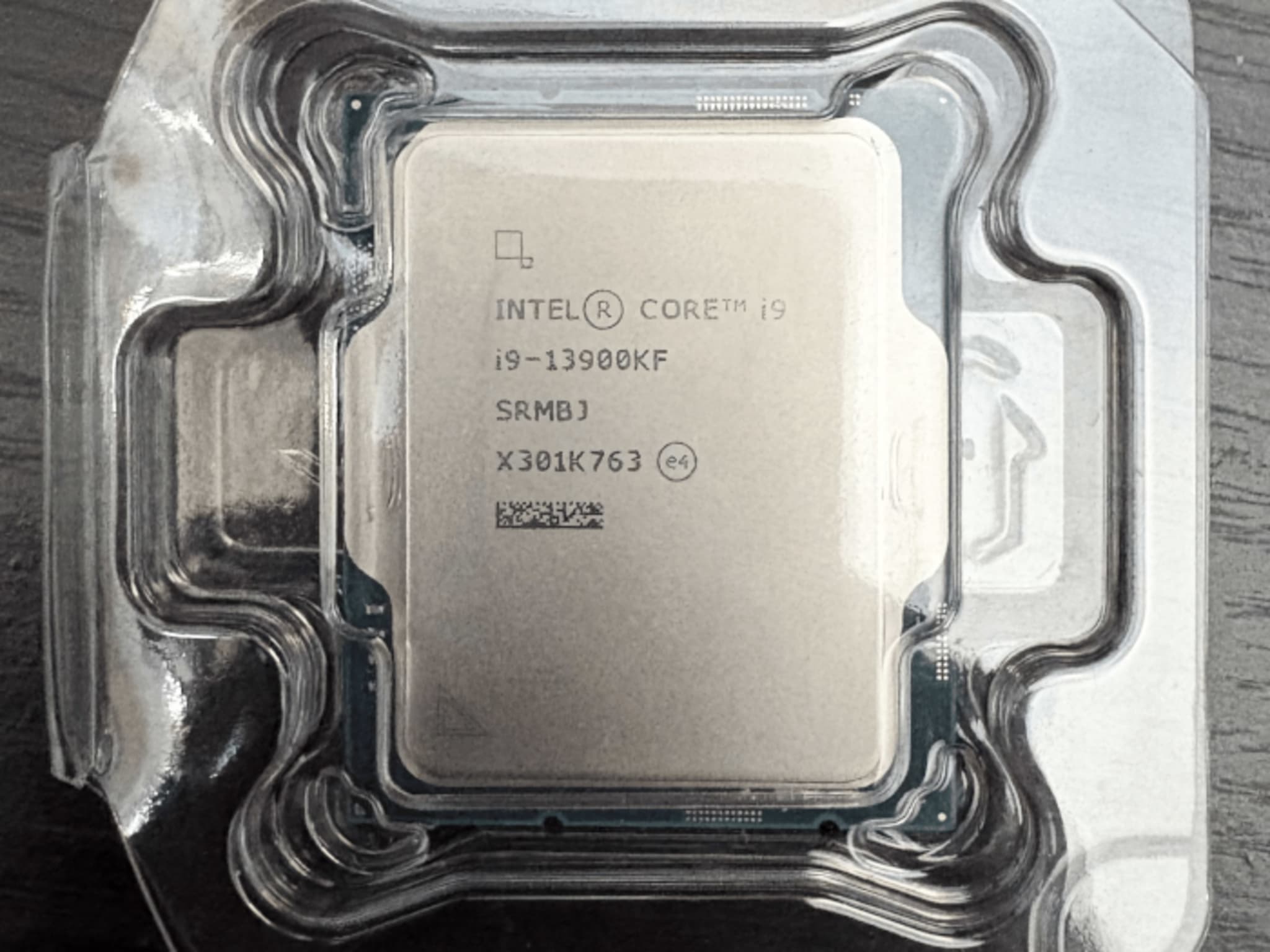 新品未開封 Core i9-13900KF 61B+A4B0EPL._UF350,350_QL80_.jpg