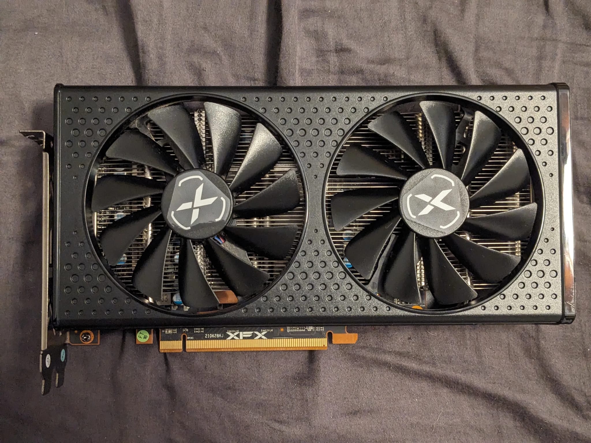 グラフィックボード・グラボ・ビデオカード XFX SWFT 210 AMD Radeon RX 6600 8GB Amazon.com: XFX Speedster SWFT 210 Radeon RX 6600 CORE