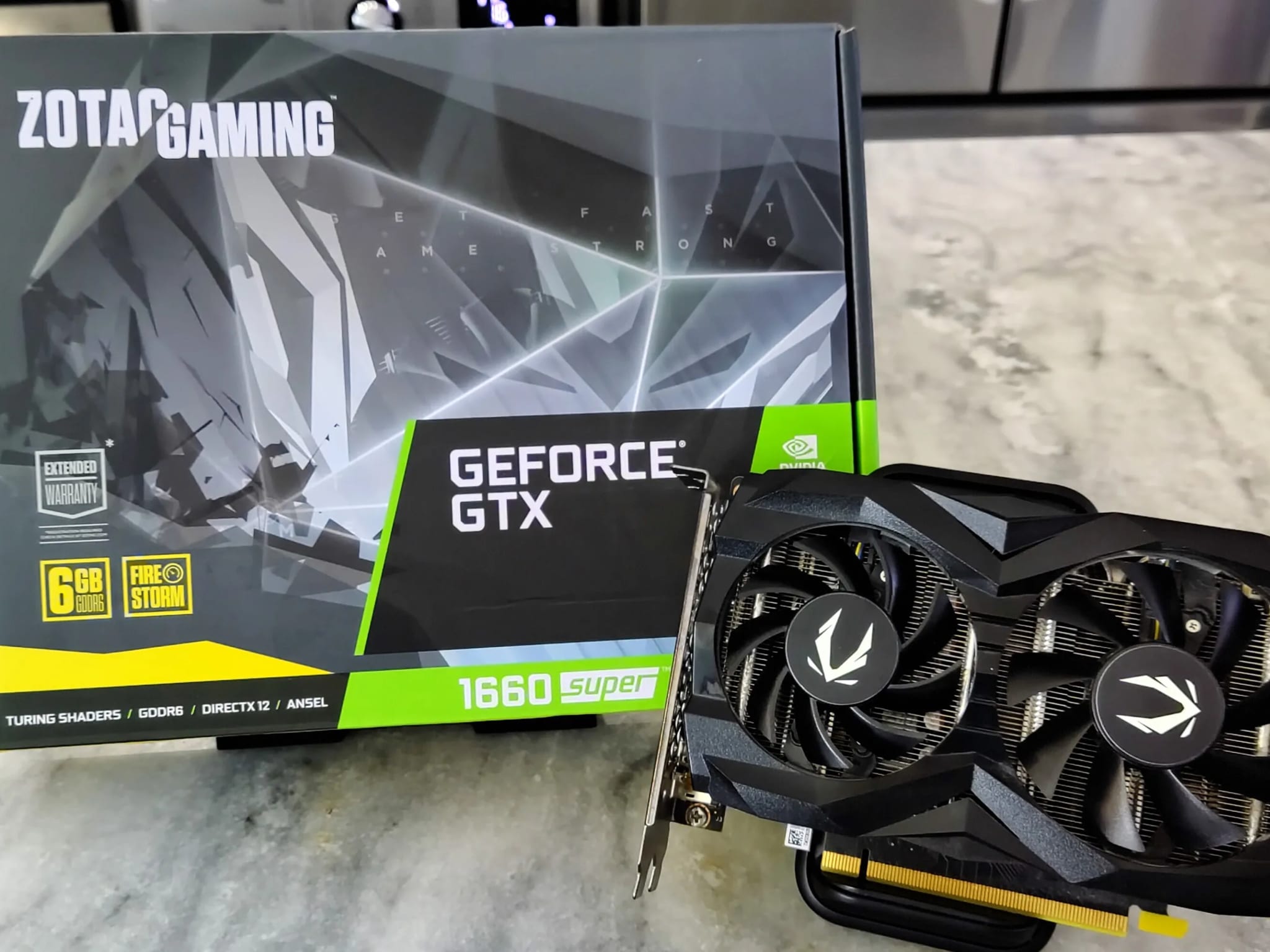 PCパーツ ZOTAC GeForce GTX1660 SUPER Amazon.com: ZOTAC GeForce GTX 1660 Super 6GB GDDR6 192-bit