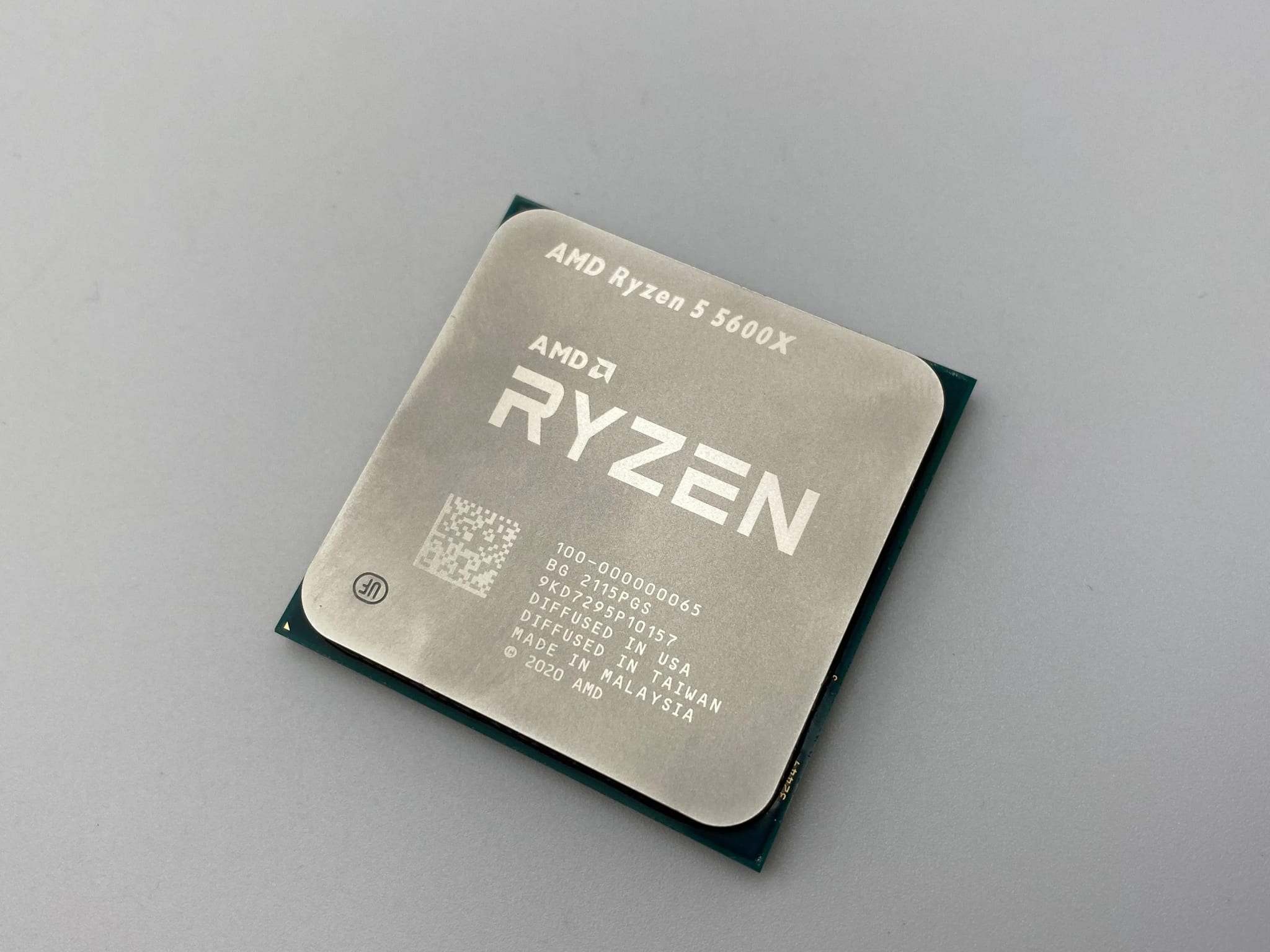AMD Ryzen 5 5600X Desktop Processor (4.6GHz, 6 Cores, Socket