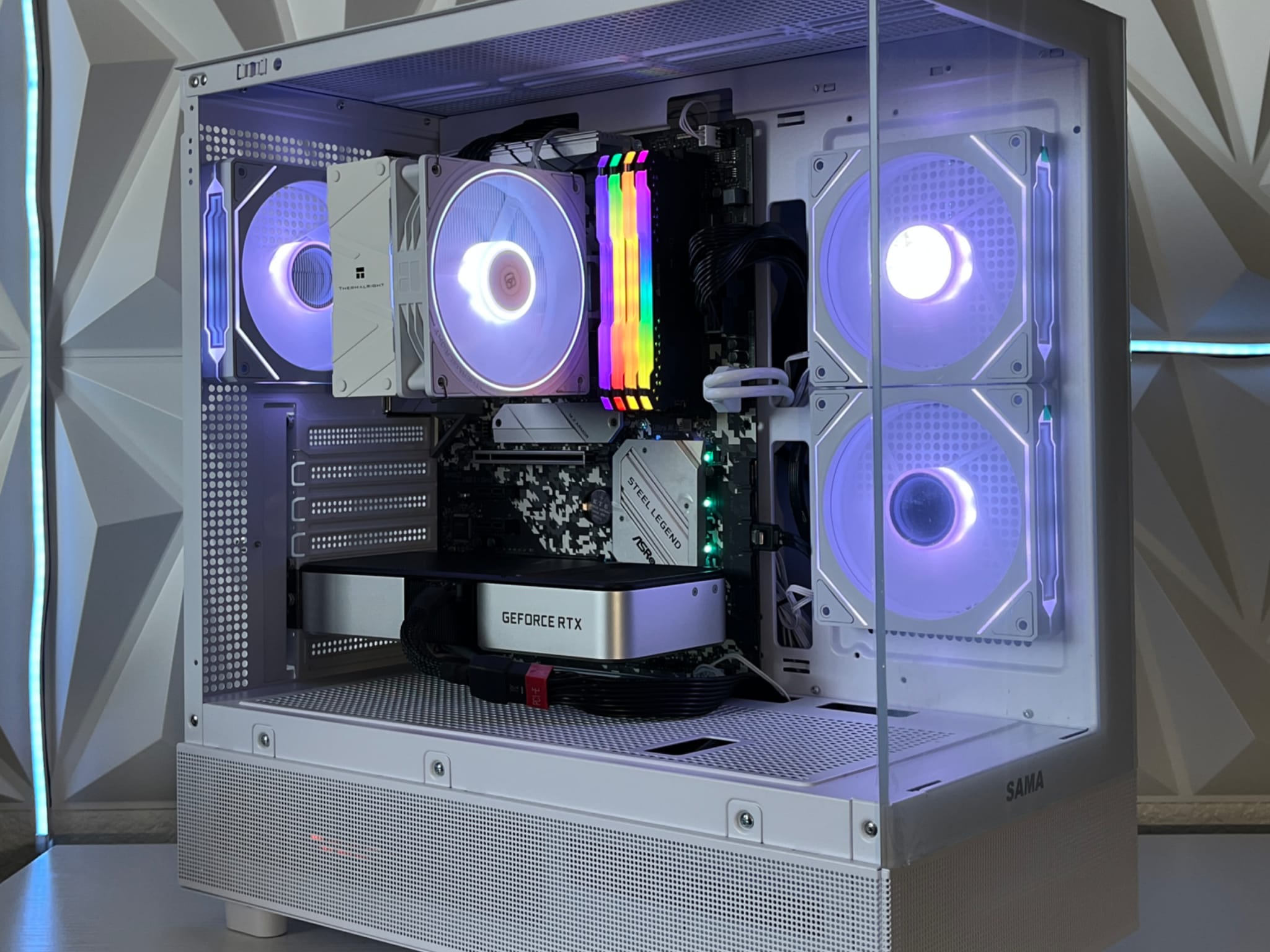 RTX 3060 Ti 8GB, Ryzen 5 5600X, 32GB RAM | White RGB Gaming
