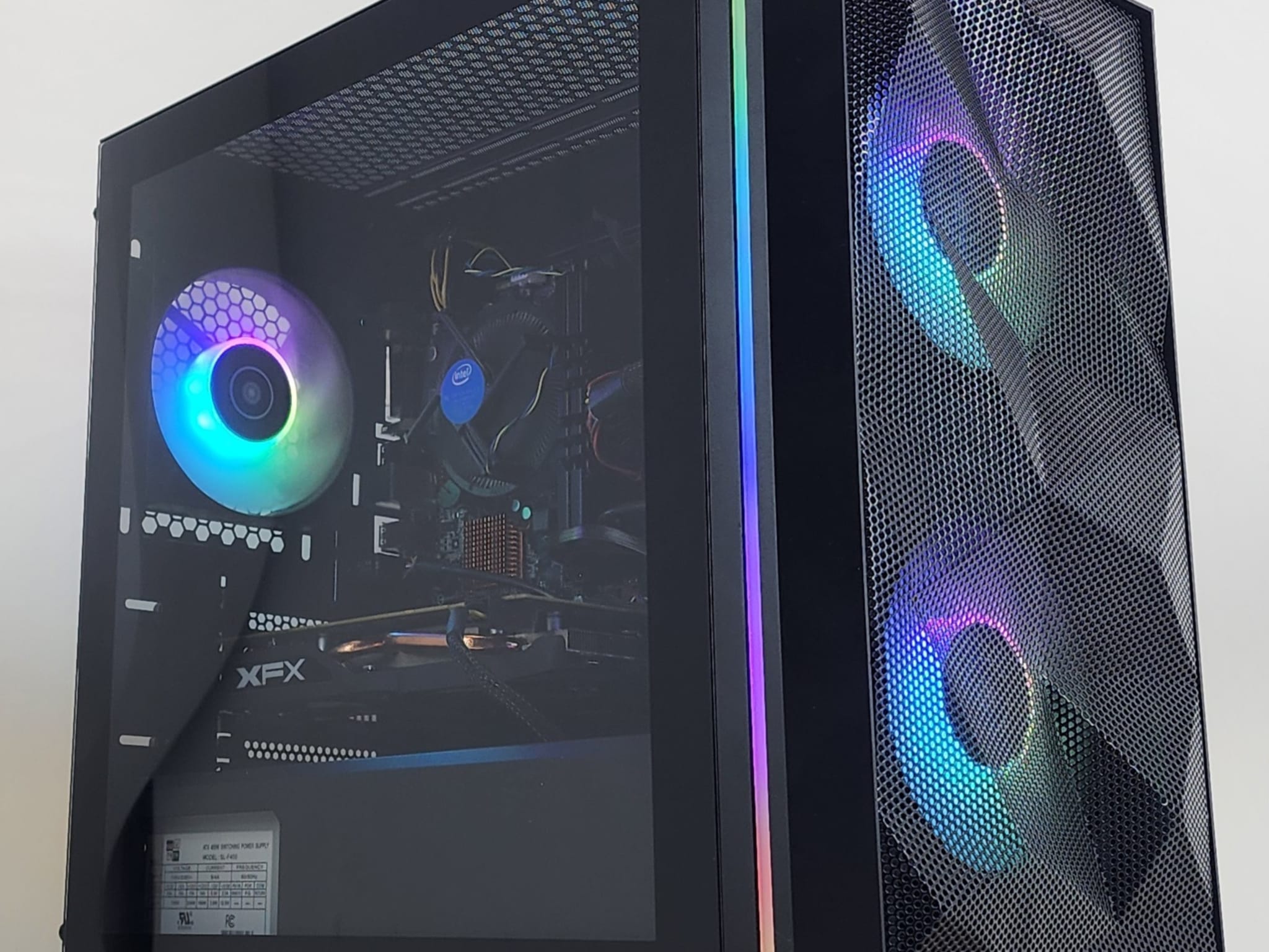 その他 Ryzen 2700x + RX580+ DDR4 RGB 16GB Amazon.com: AMD Ryzen 7 2700X Processor with Wraith Prism