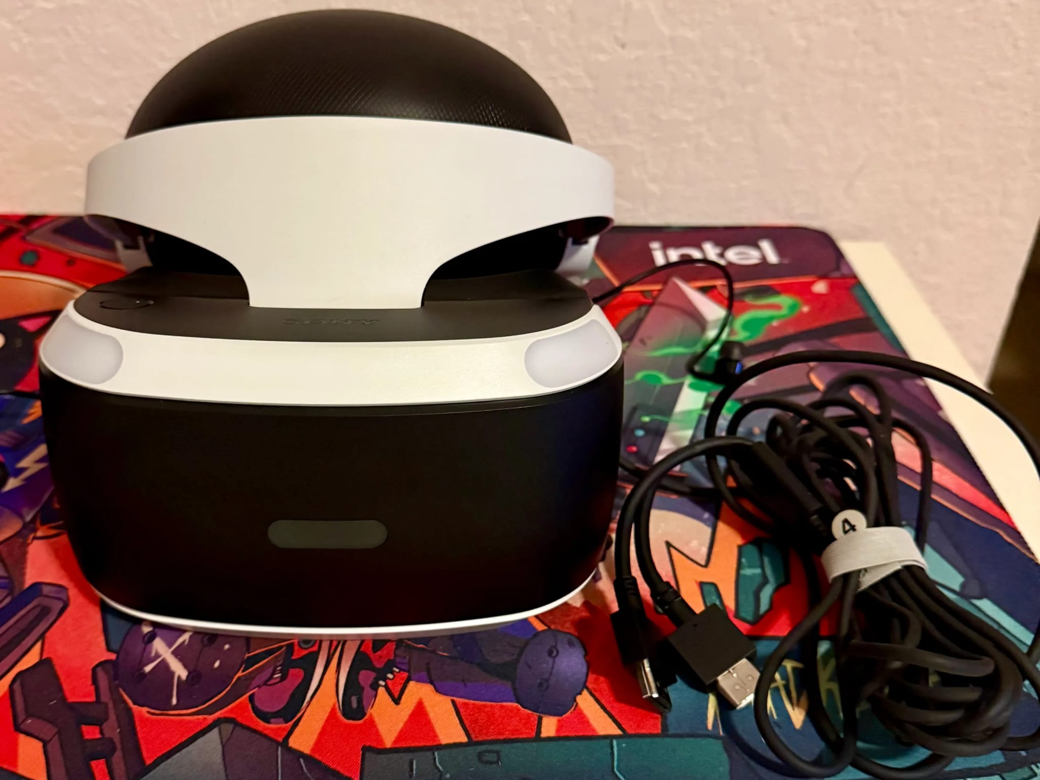 PlayStation VR - PSVR　PlaystationVR 　CUH-ZVR2　新型　PS4 hqdefault.jpg