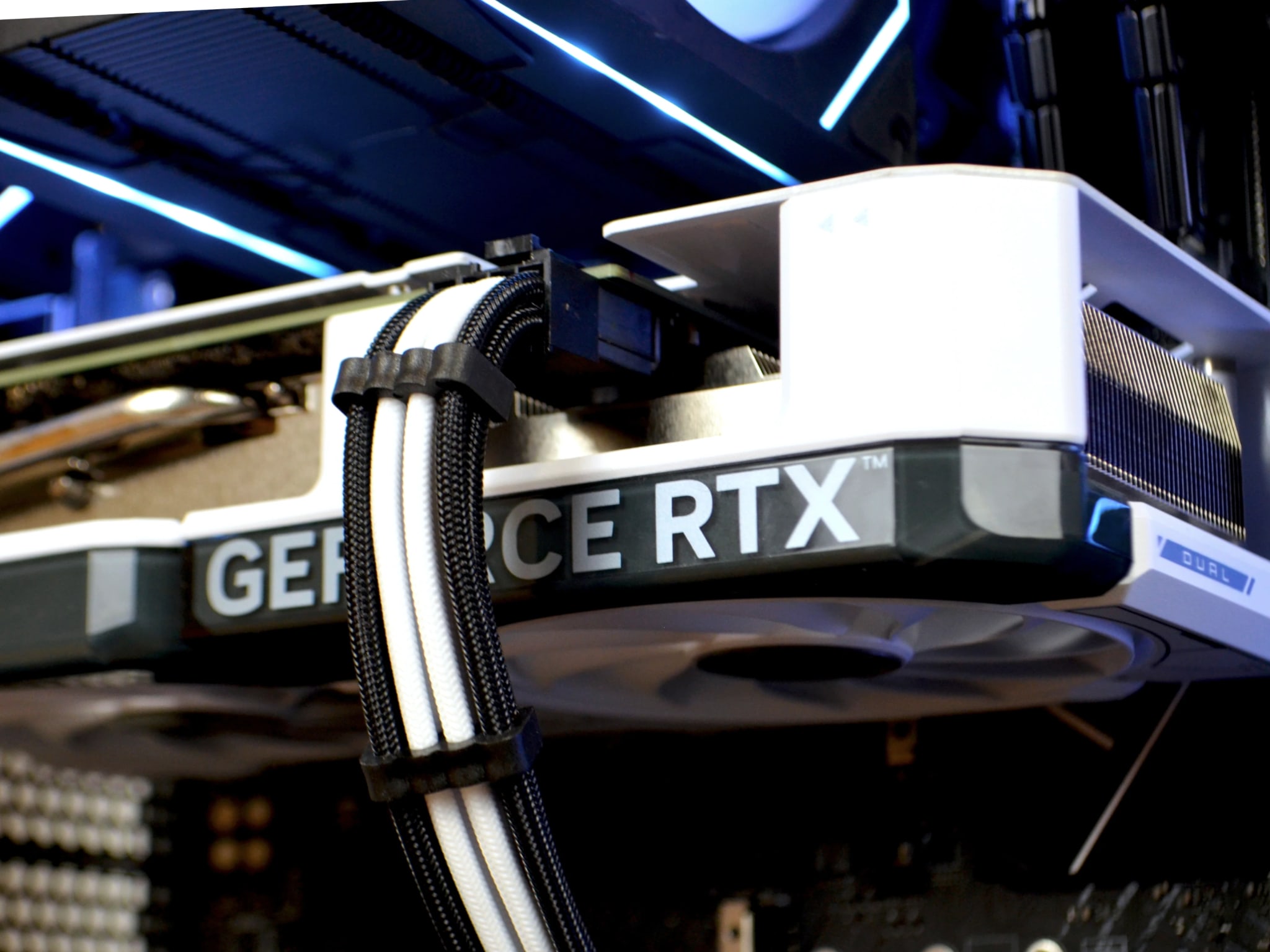jewel | RTX 4060 Ti / i7-12700k | 1440p Streaming / Gaming