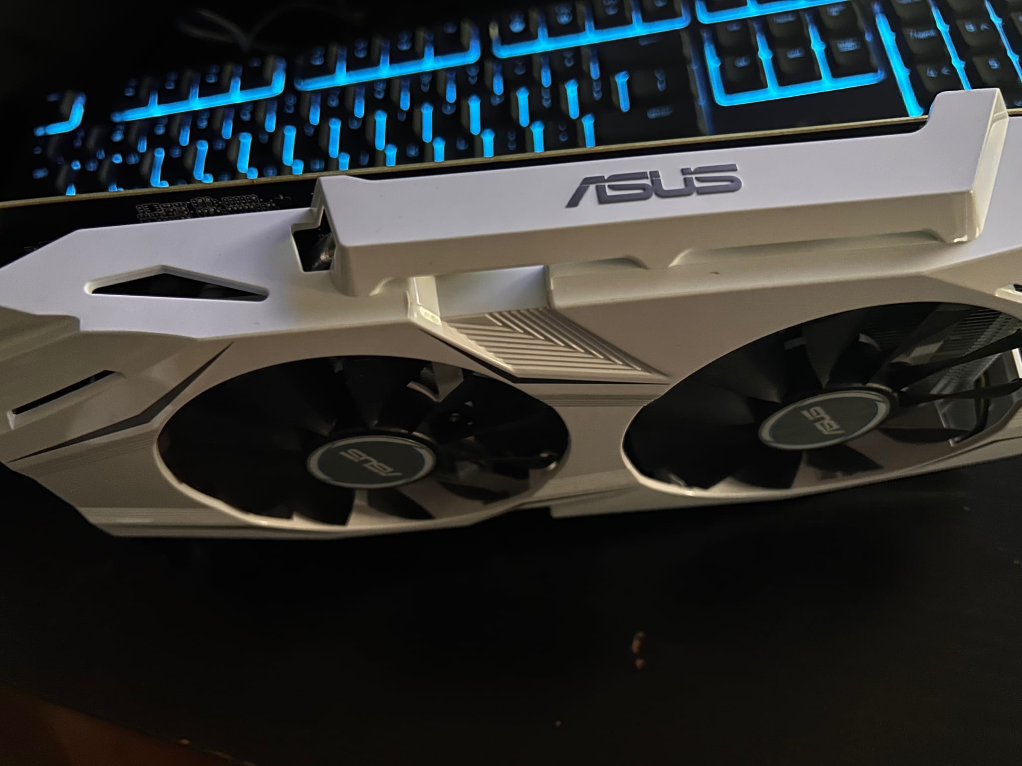 【完動品】ASUS GeForce GTX 1060 3GB Dual-Fan ASUS Dual GTX 1060 3GB
