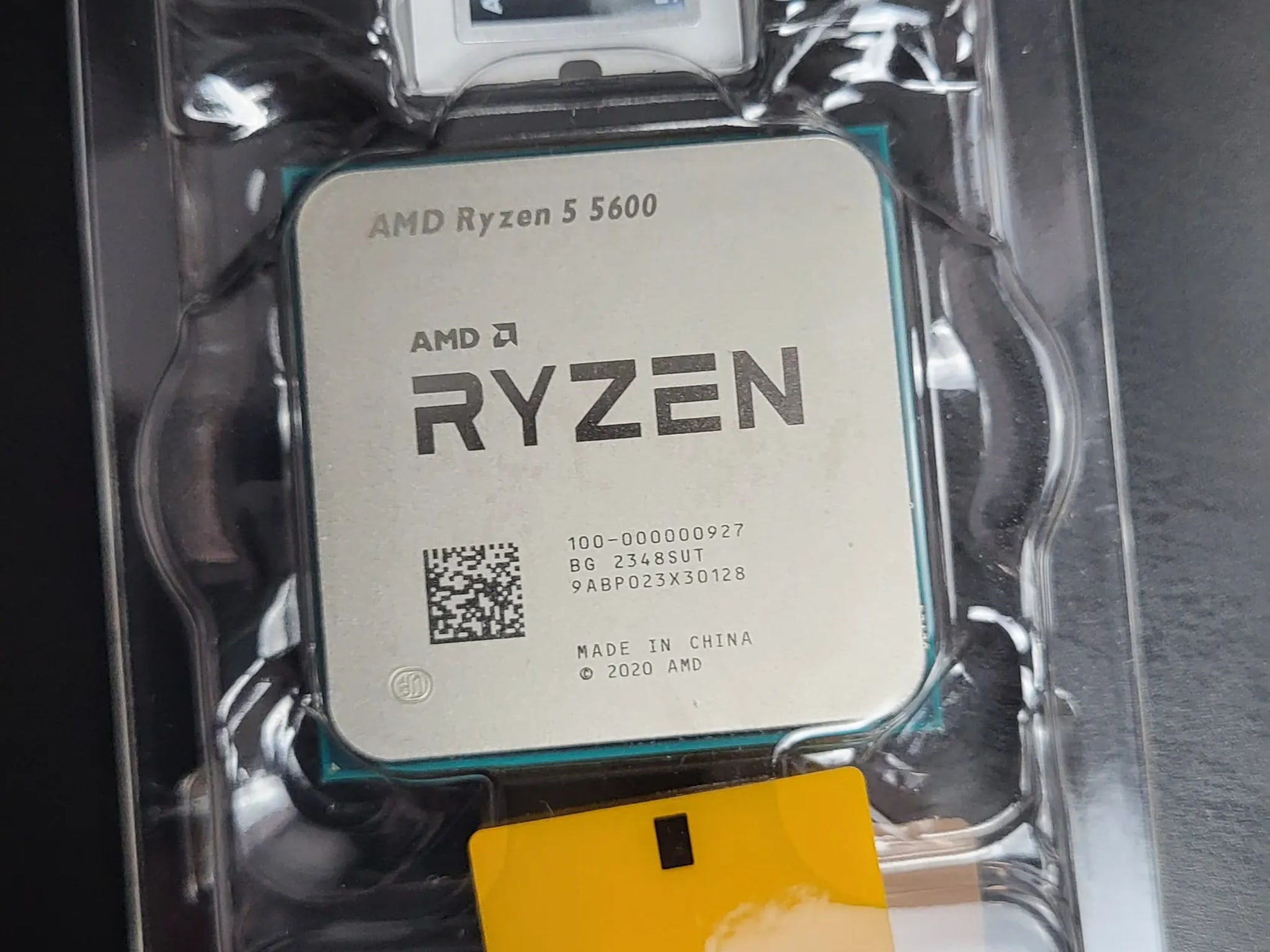 新品未開封 AMD Ryzen 5 5600 CPU AMD Ryzen 5 5600 3.5 GHz 6-Core AM4 Processor with Wraith
