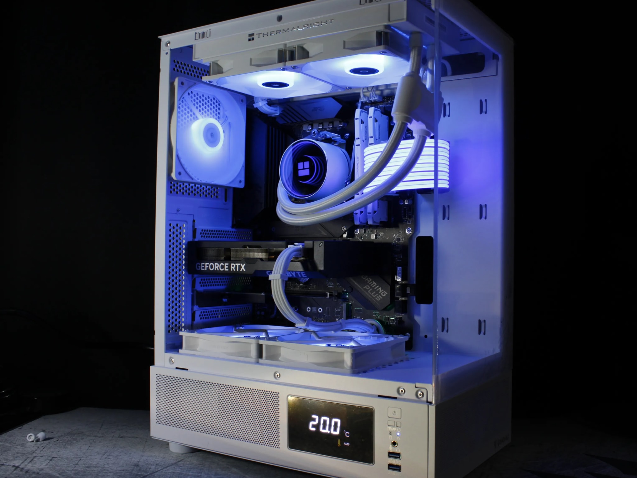 【新品パーツ】ゲーミングPC RTX3070Ti Ryzen7 1TB CXWH 新品パーツ】ゲーミングPC RTX3070Ti Ryzen7 1TB CXWH