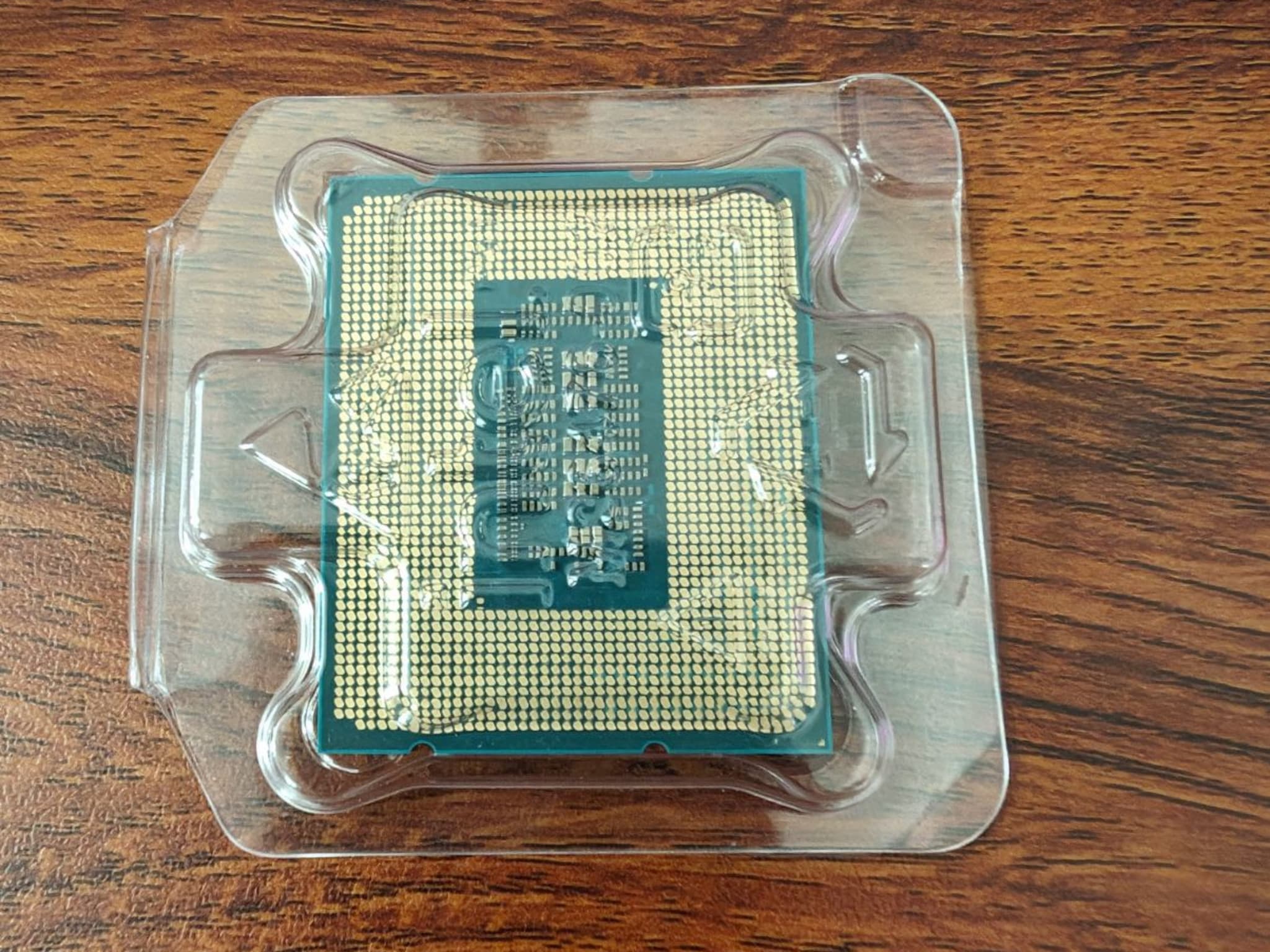 Intel Core i7-12700K CPU 箱入り Intel 〔中古〕インテル® Core™ i7-12700K プロセッサー BOX
