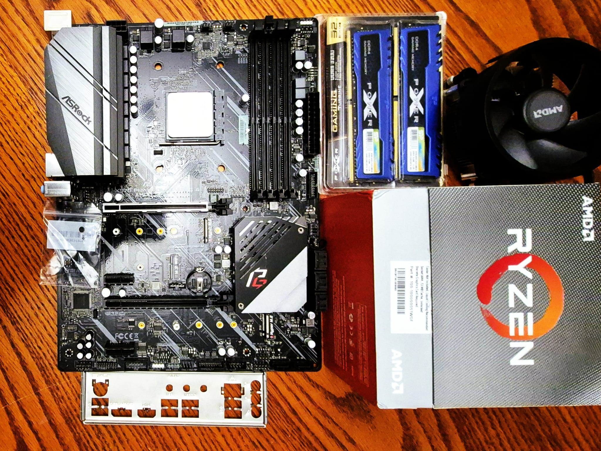 Ryzen9 3950X+X570+メモリ32GB Combo ASRock X570 Phantom Gaming 4, AMD Ryzen 9 3950X CPU