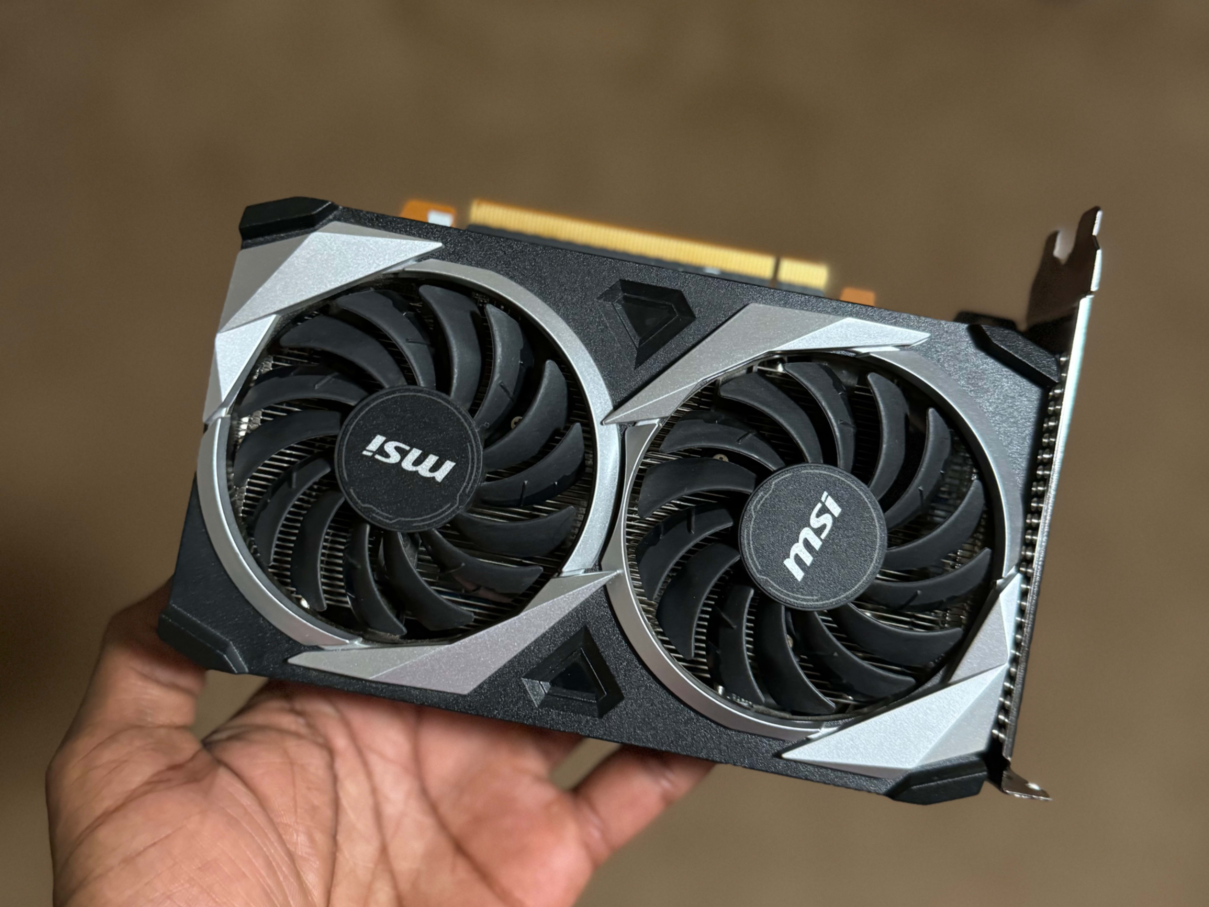 グラフィックボード・グラボ・ビデオカード MSI Radeon RX 6500 XT MECH 2X 4G OC Radeon RX 6500 XT MECH 2X 4G OC