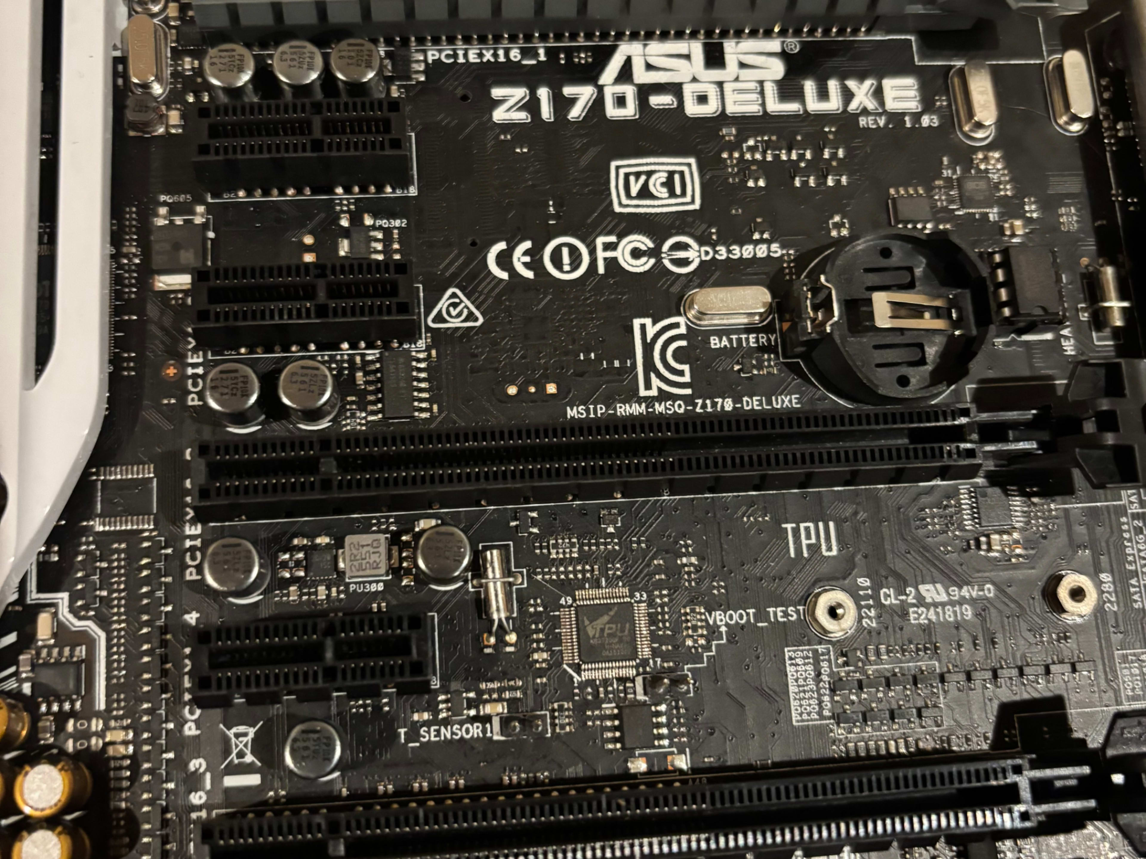 ASUS Z170-Deluxe ATX + Intel i7 6700k | Jawa