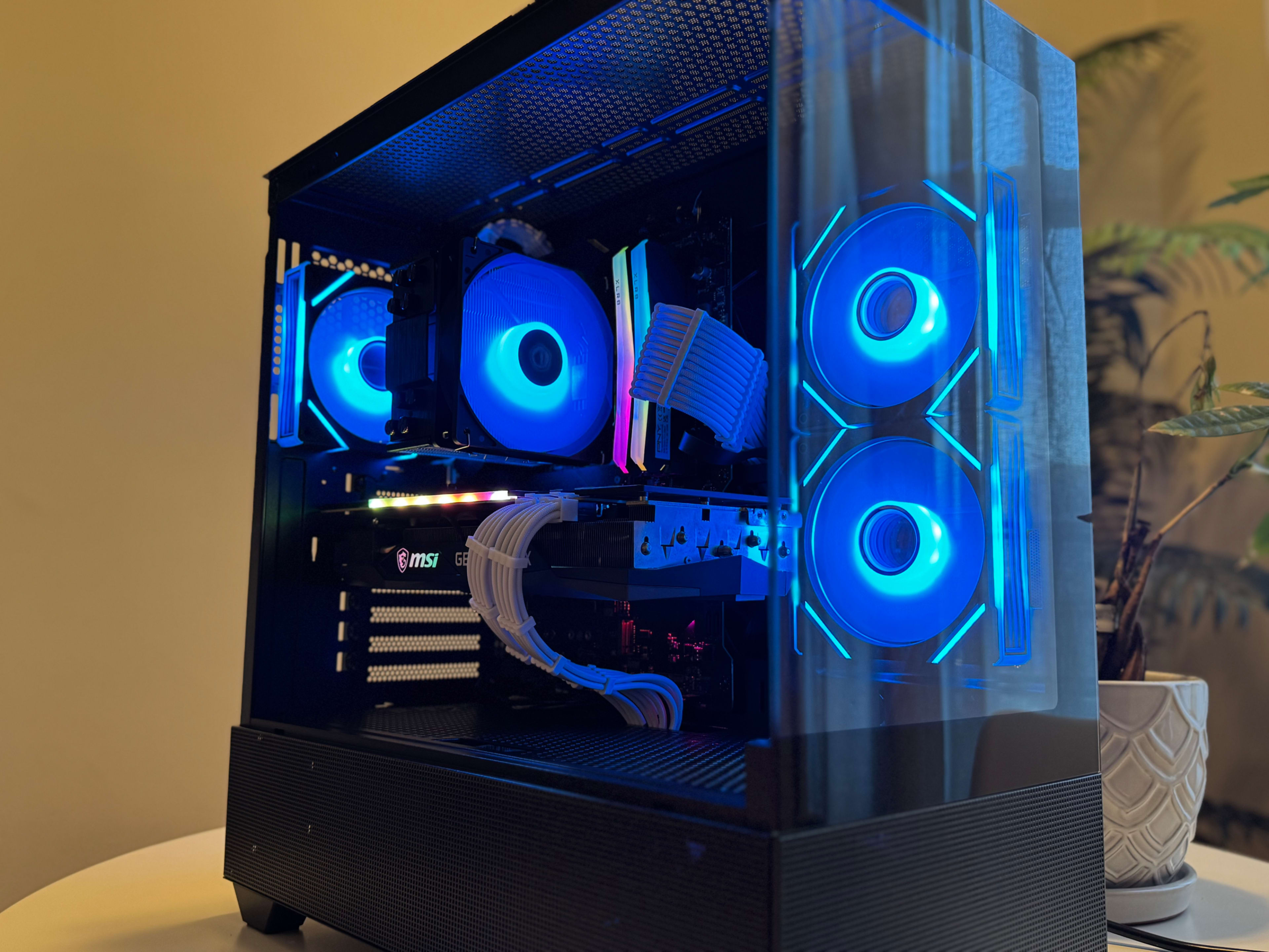 New) Gaming PC (RTX 3070 + Ryzen 7 5700x) | Jawa