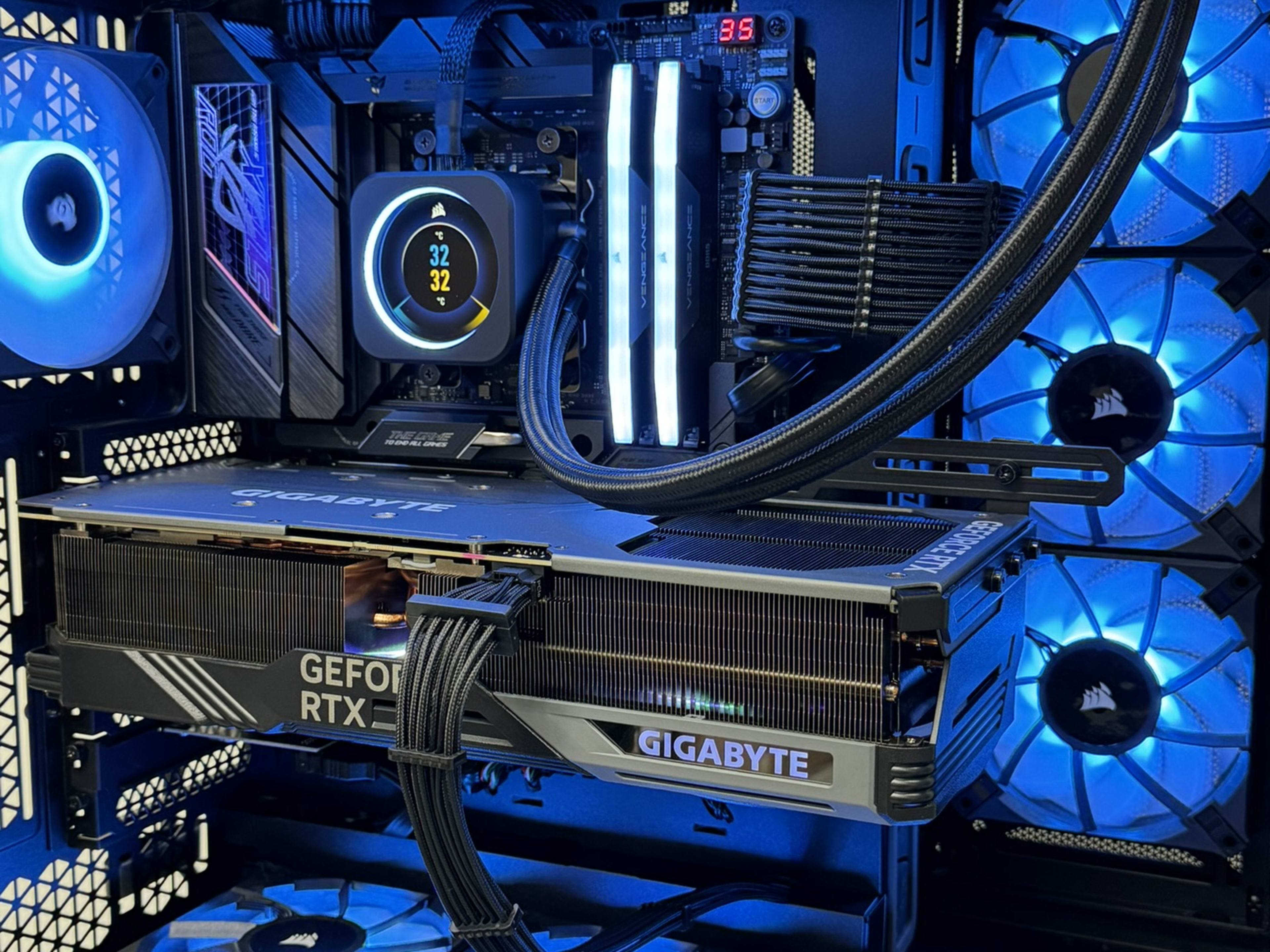 自作ゲーミングPC RTX4090 Ryzen7 7800X3D 32GB Pro Gamer - Ryzen 7 7800X3D RTX 4090 Gaming OC 32GB DDR5 2TB