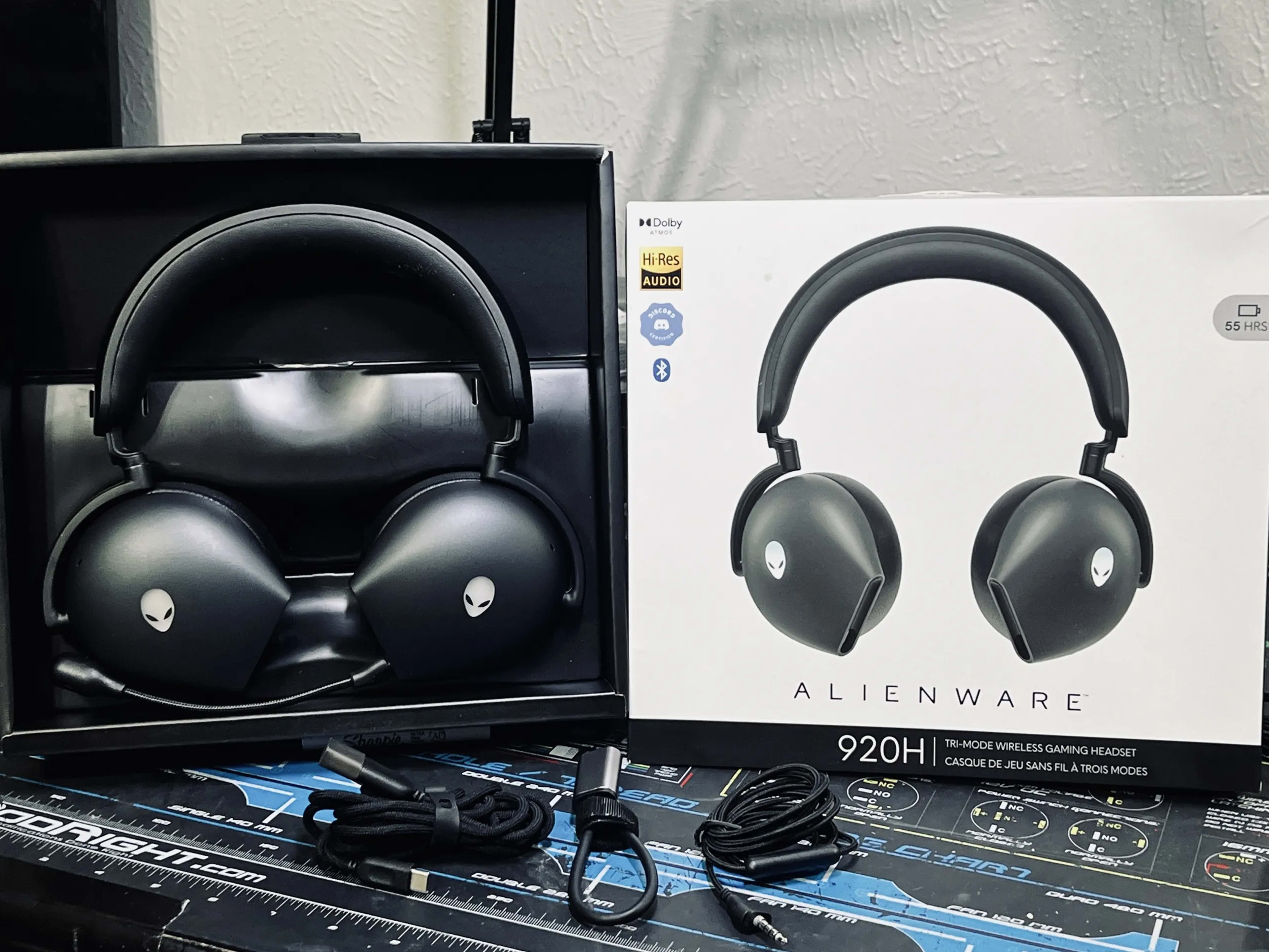 Alienware 920H ワイヤレスヘッドセット Alienware Tri-Mode Wireless Gaming Headset AW920Hのサポート