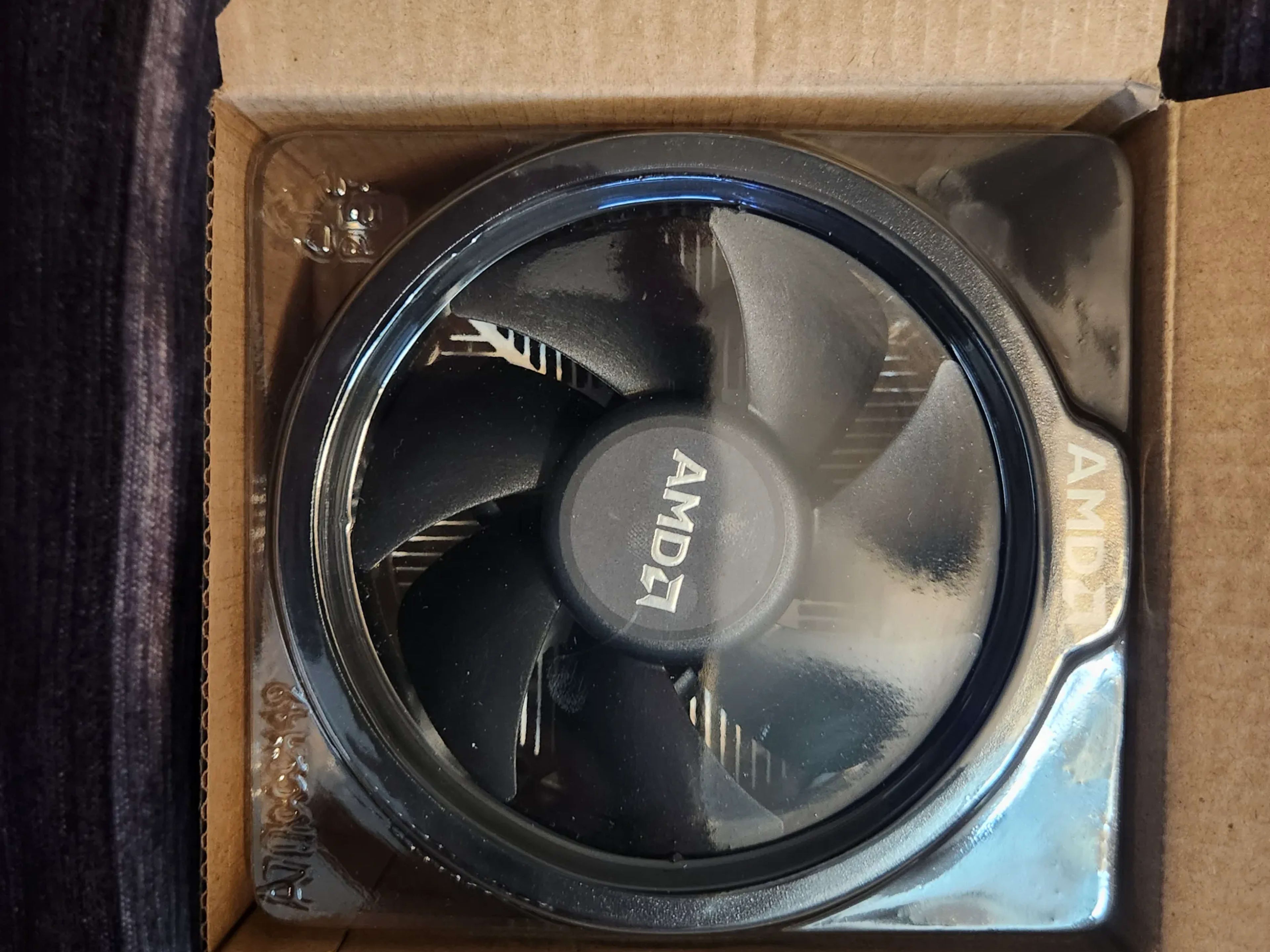 グラフィックボード・グラボ・ビデオカード AMD Ryzen 5 5500 Wraith Stealth Cooler グラフィックボード・グラボ・ビデオカード AMD Ryzen 5 5500