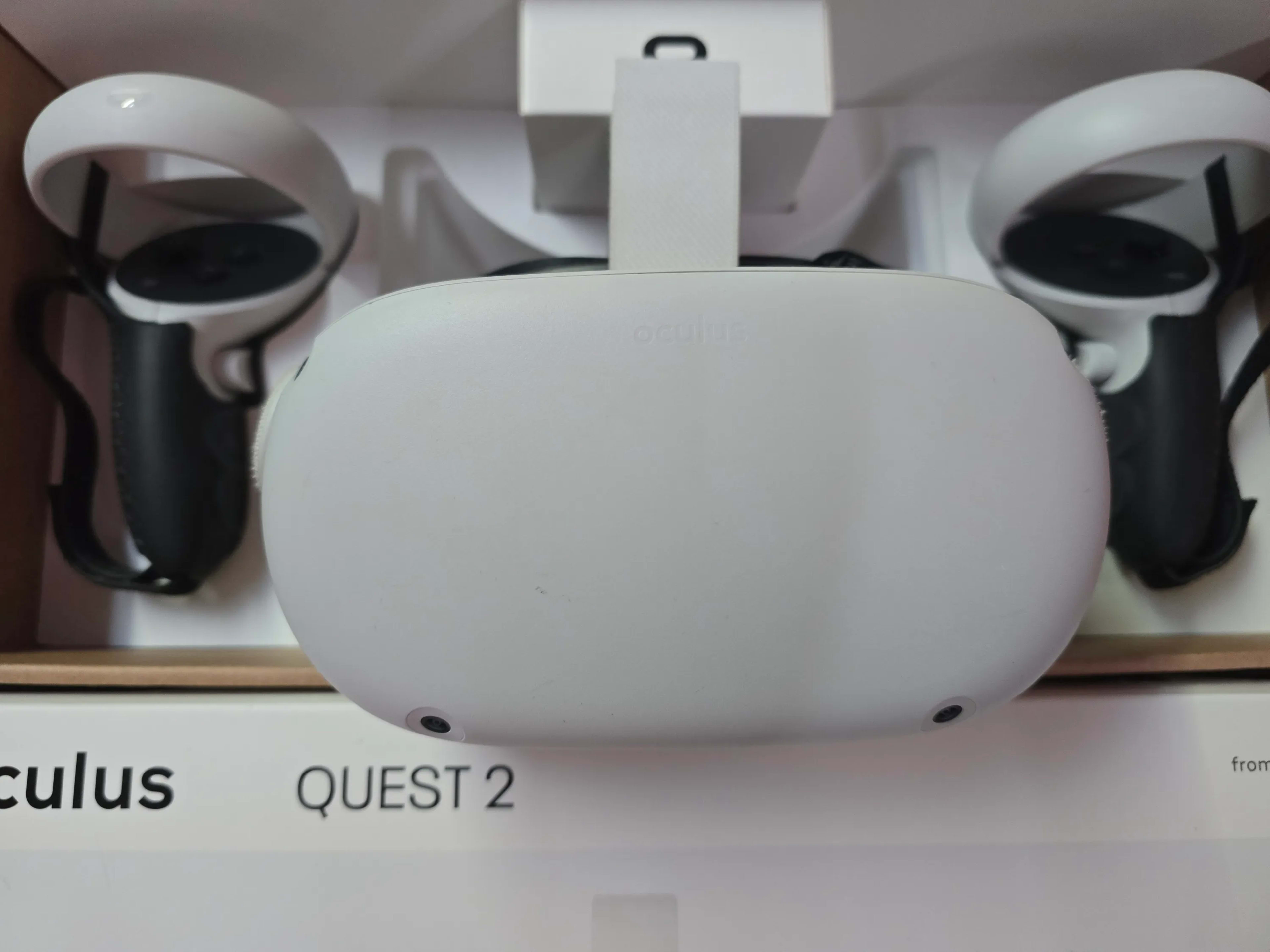 Oculus Quest 2 64GB Fairly Used Minimal Issues | Jawa