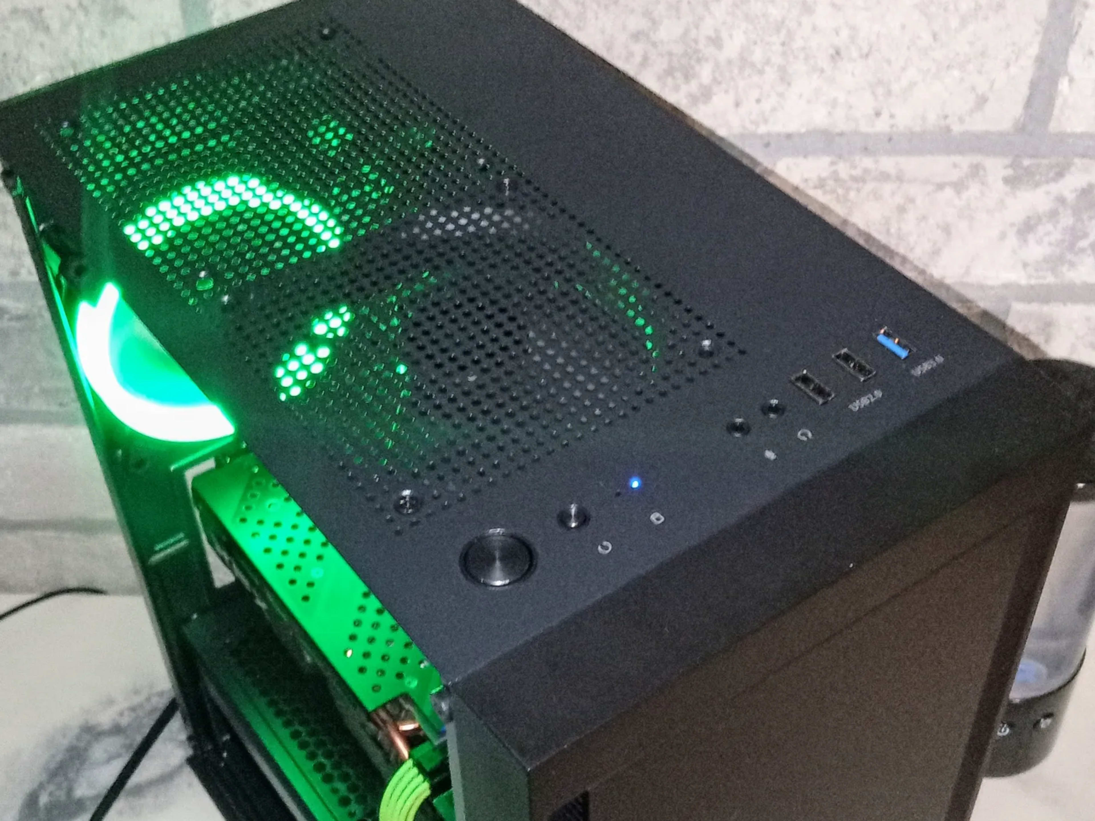i7-4790 RX580 8GB x2 メモリ16GB Win10 Intel i7 4790/AMD RX 580 8GB Custom RGB Gaming PC BundleW