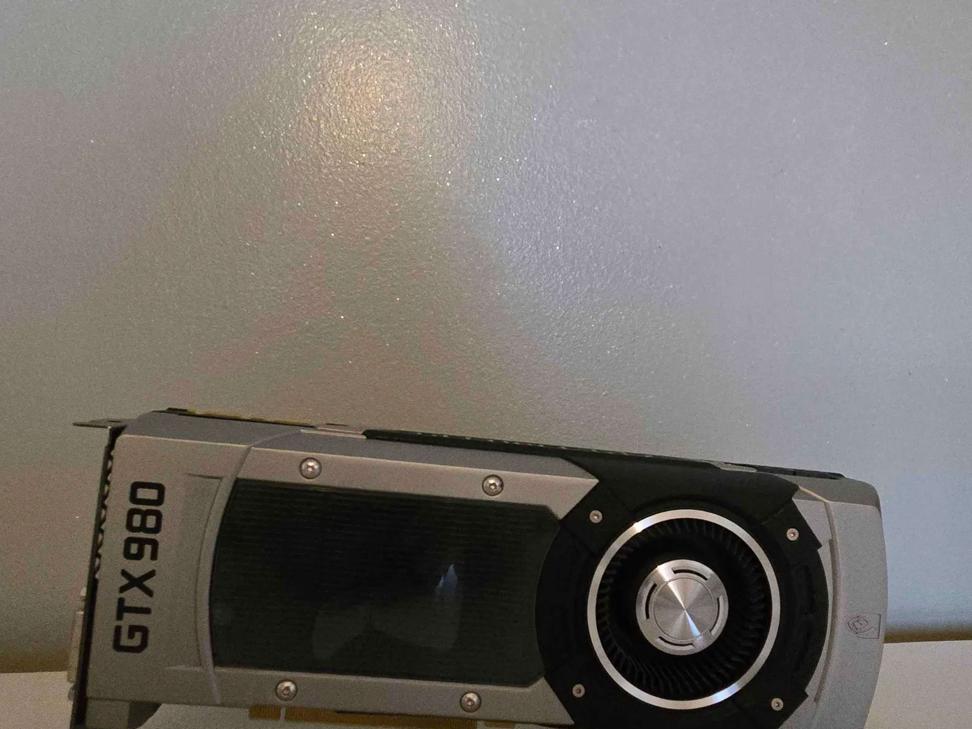 PCパーツ GeForce GTX980 Founders Edition NVIDIA GeForce GTX 980 Founders Edition 4GB GDDR5 900-1G401