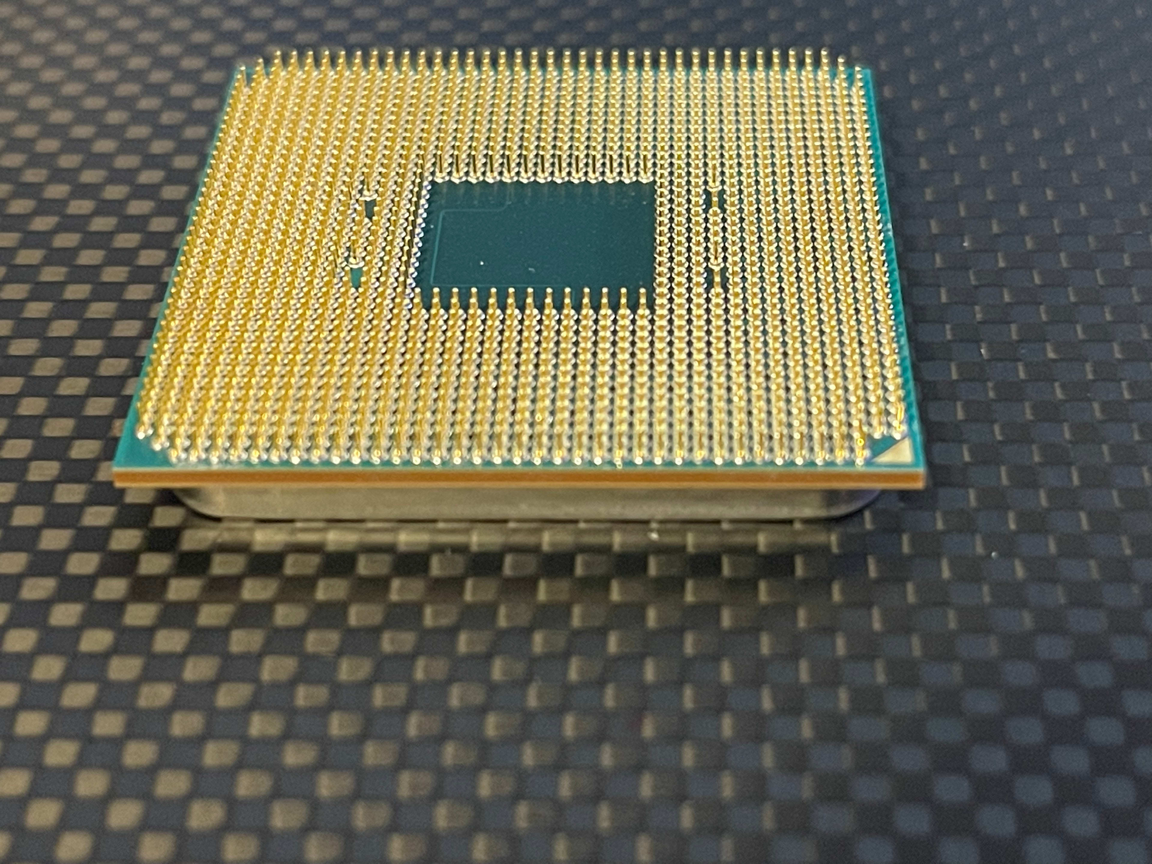 CPU AMD Ryzen 3 3200G BOX Amazon.com: AMD Ryzen 3 3200G 4-core unlocked desktop