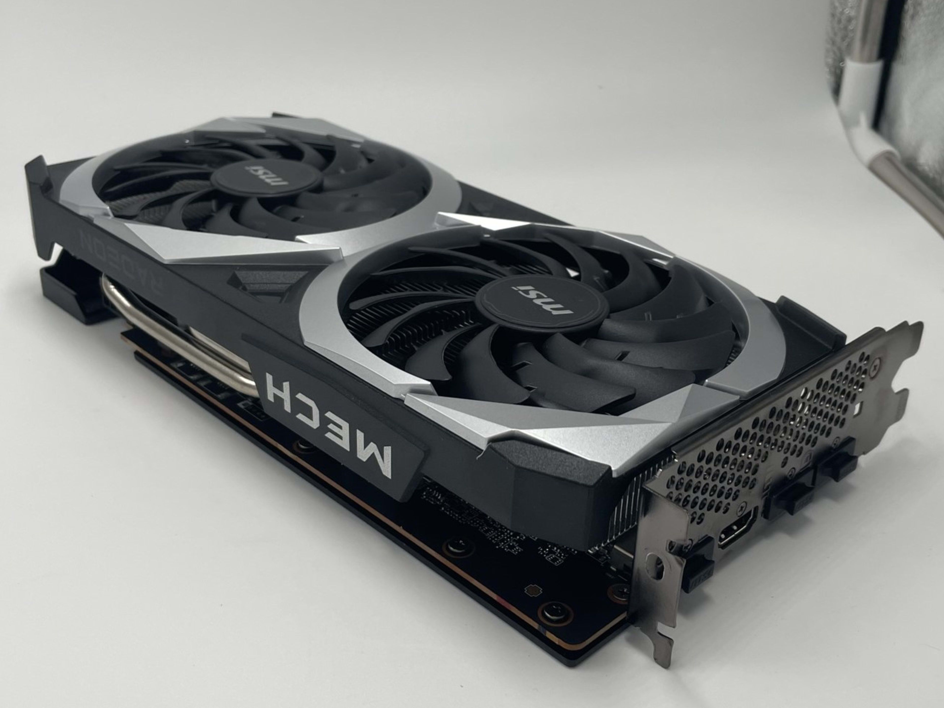 グラフィックボード・グラボ・ビデオカード MSI Radeon RX 6600XT MECH 8GB Hackintosh MSI Radeon RX 6600XT MECH 8GB Hackintosh - メルカリ