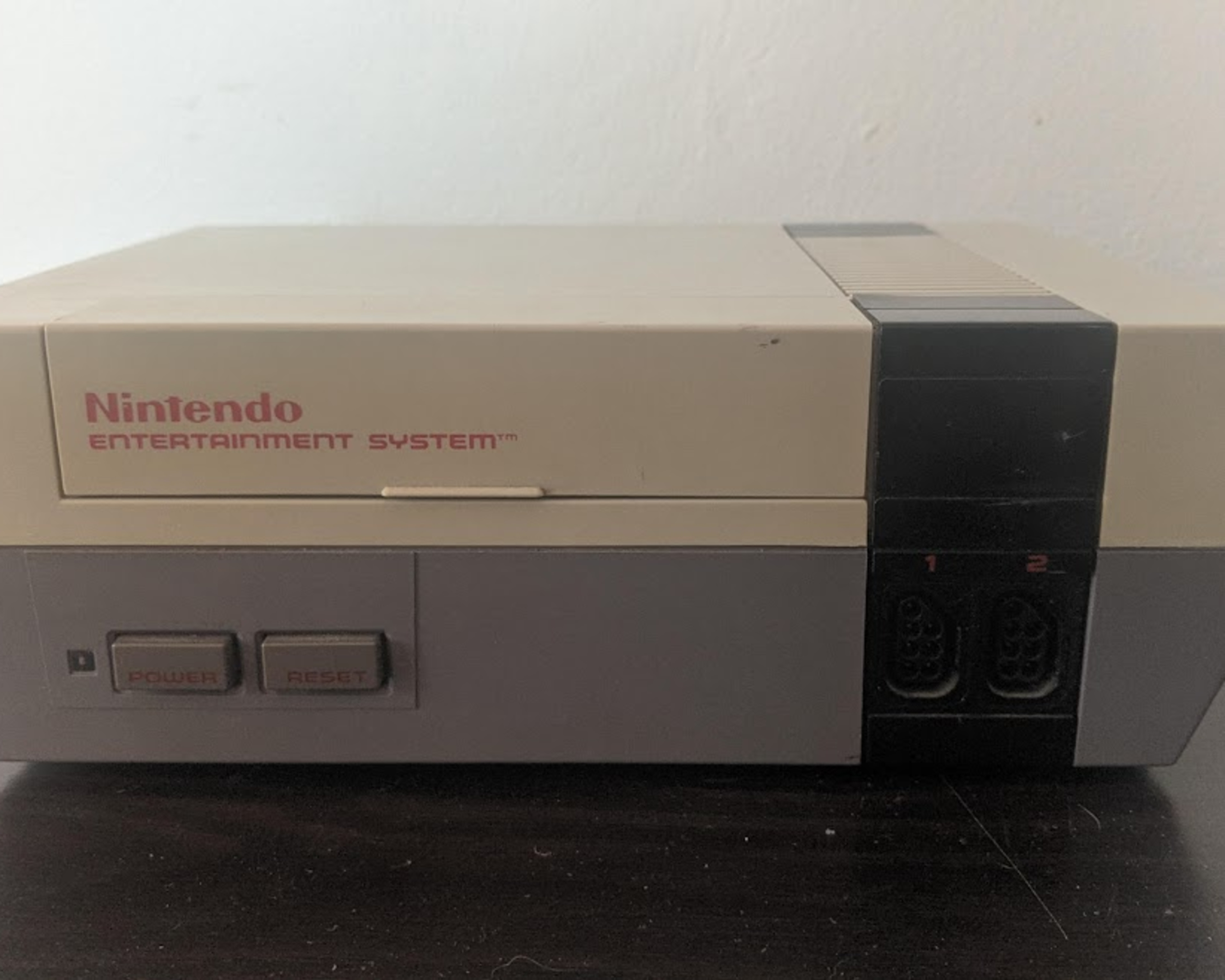 Nintendo Entertainment System Console + Controller & Game 