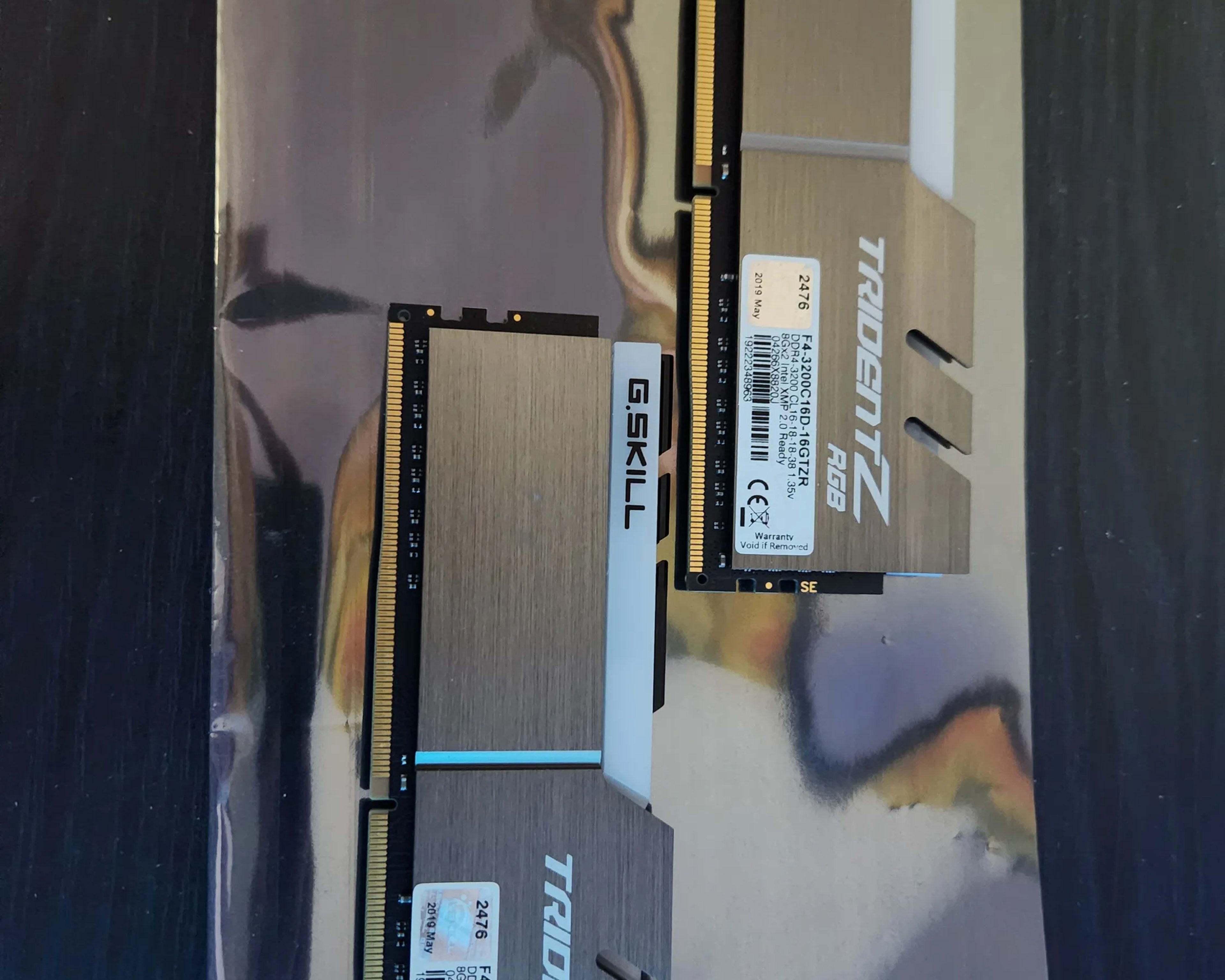 G.Skill Trident Z RGB 16 GB (2 x 8 GB) DDR4-3200 CL16