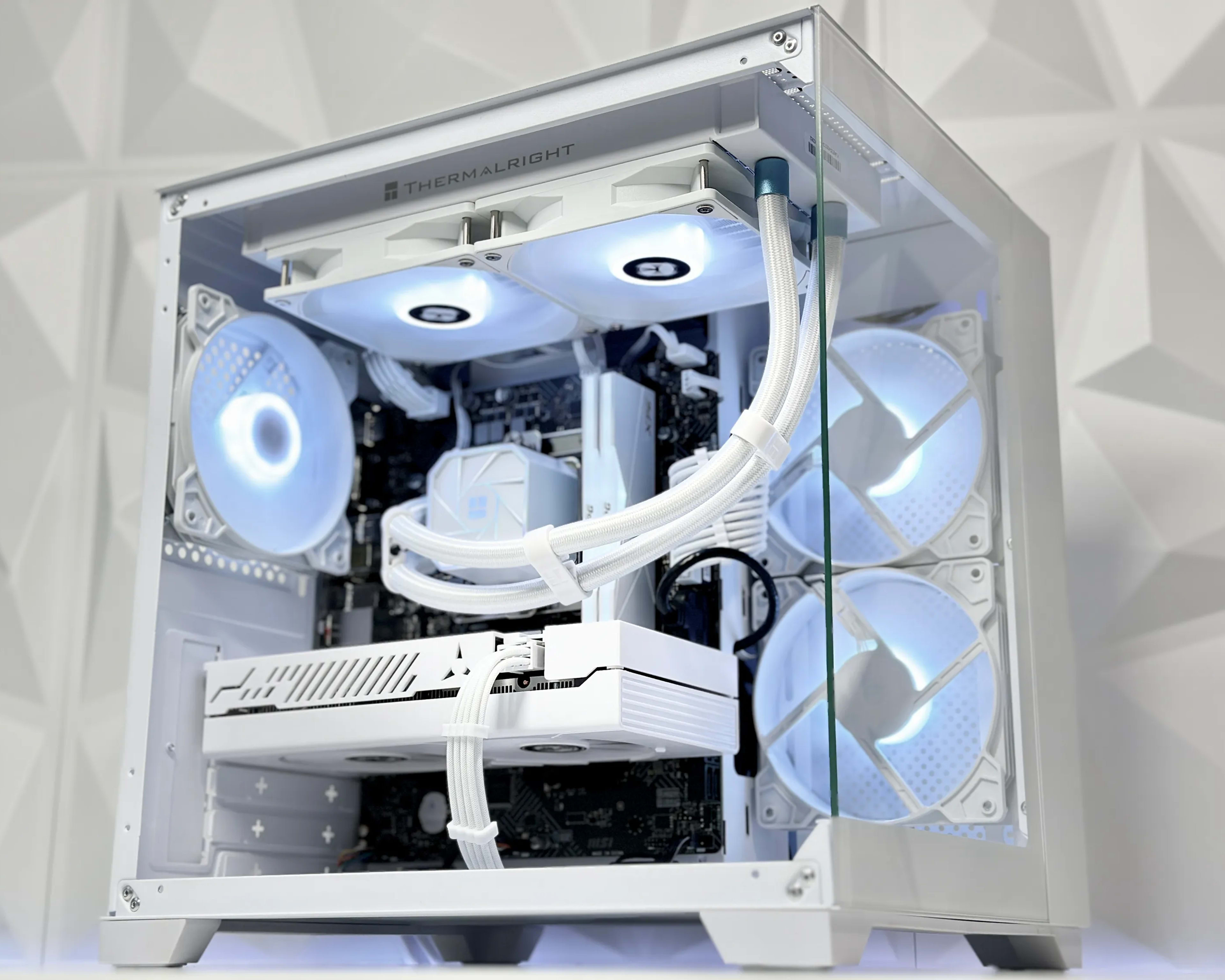 ❄️ · 🥶||Liquid Cooled Gaming PC❄️AMD RX 6600M 8GB❄️Intel 13100F❄️16GB DDR4❄️1TB NVME