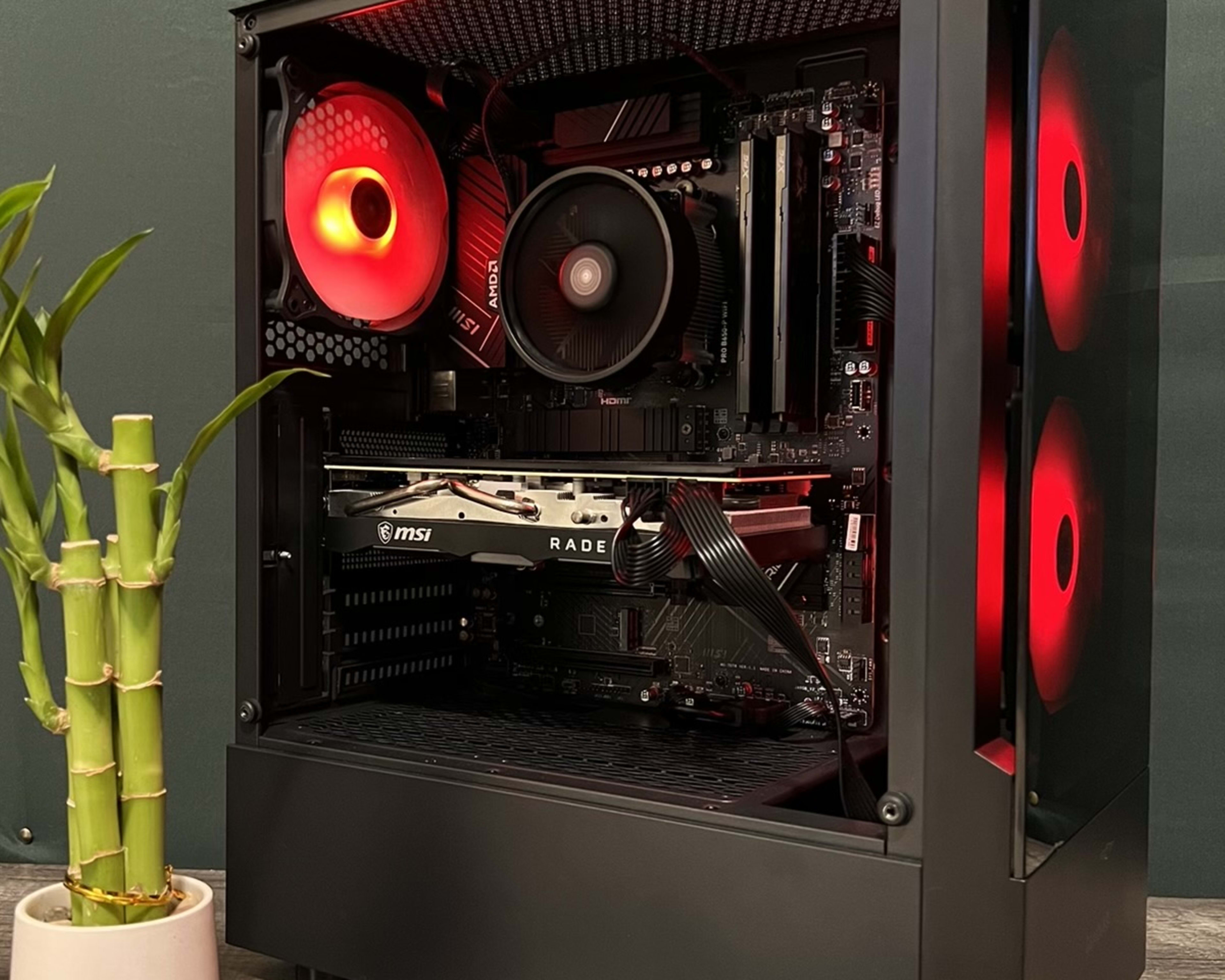 RTX 2070 Super | Intel i5 9400F | 16GB RAM | 1TB SSD RTX 2070 Super | Intel i5 9400F | 16GB RAM | 1TB SSD