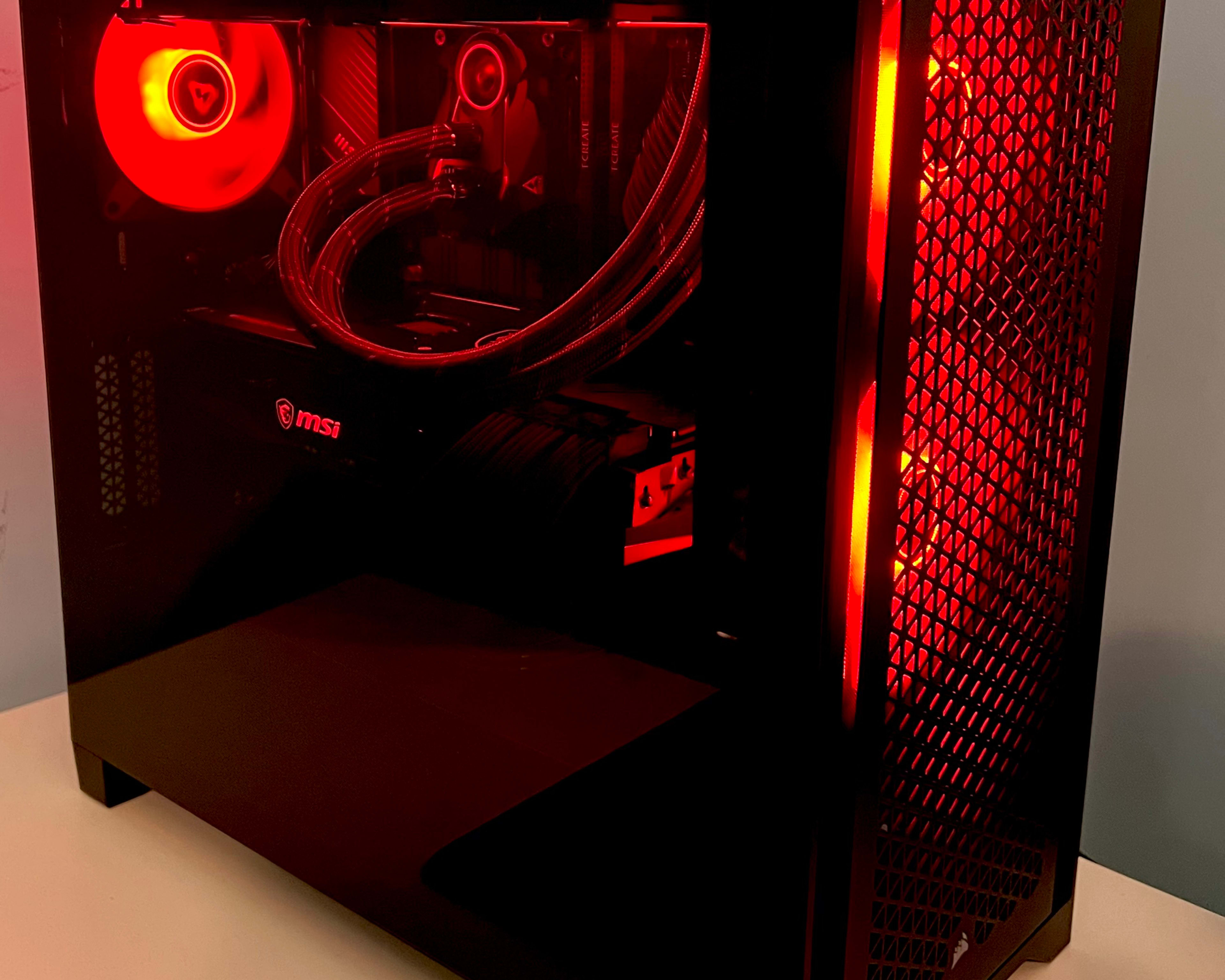 RX 7900 XTX w/ Ryzen 7 7700X - 4K Gaming PC with RGB Fans