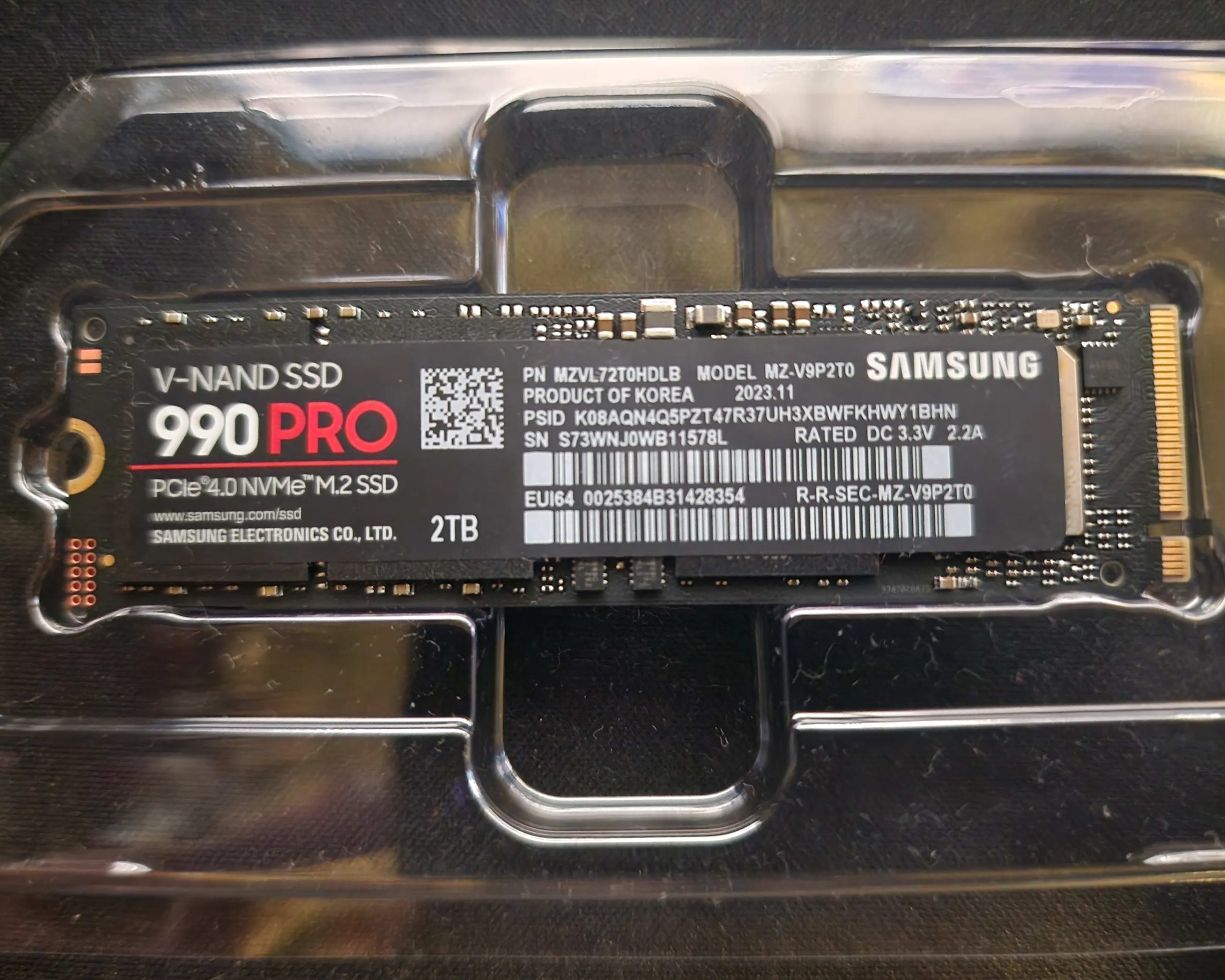 Samsung 990 PRO 2TB 4.0 NVMe SSD