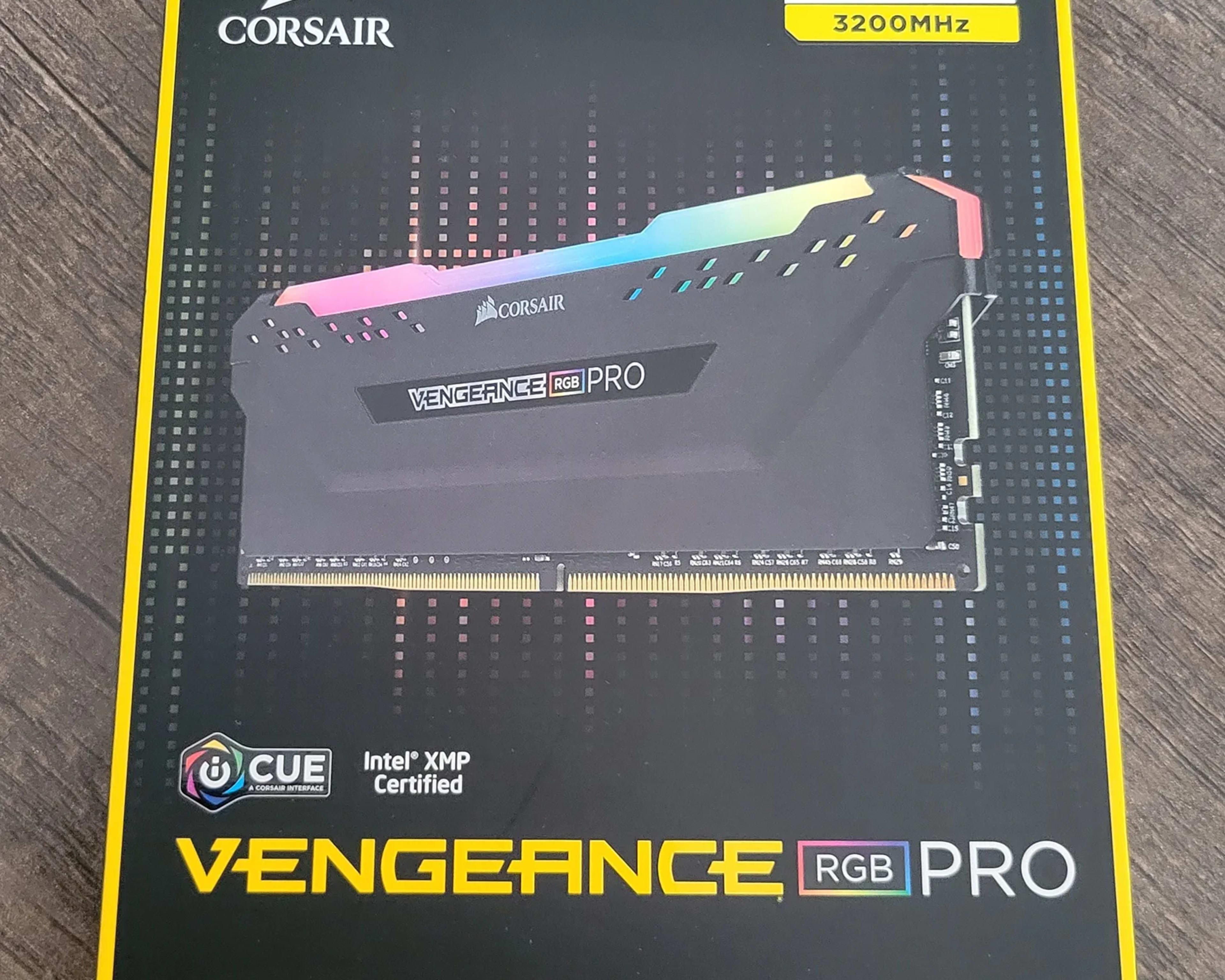 Corsair vengeance RGB Pro 16GB (2 x 8GB)  DDR4 3200 (PC4 25600) CAS latency 16, PC425600