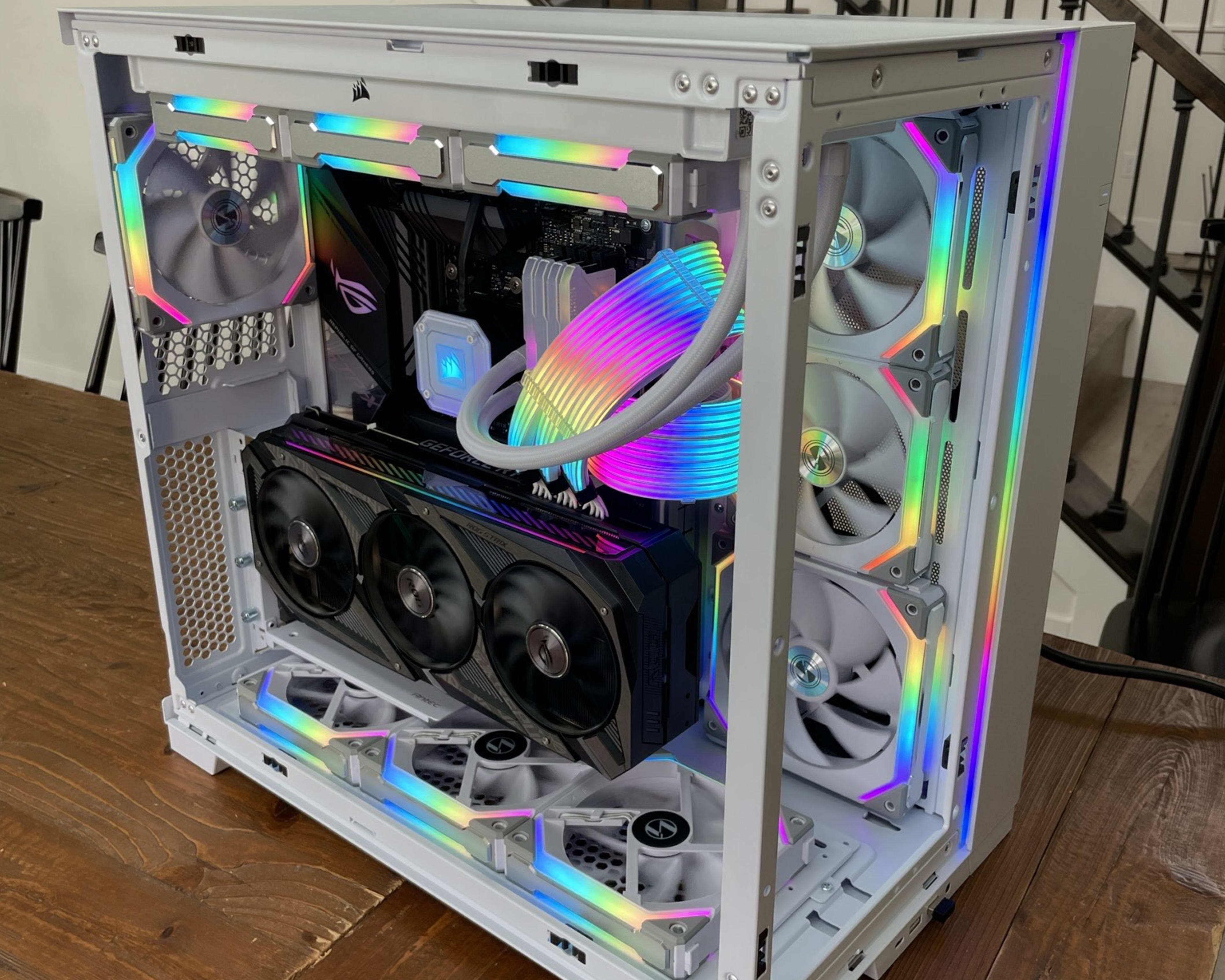 White Beast: RTX 3090 STRIX 24GB, Ryzen 9 5900X, 32GB DDR4 3600MHz Corsair Vengeance RAM, 5TB