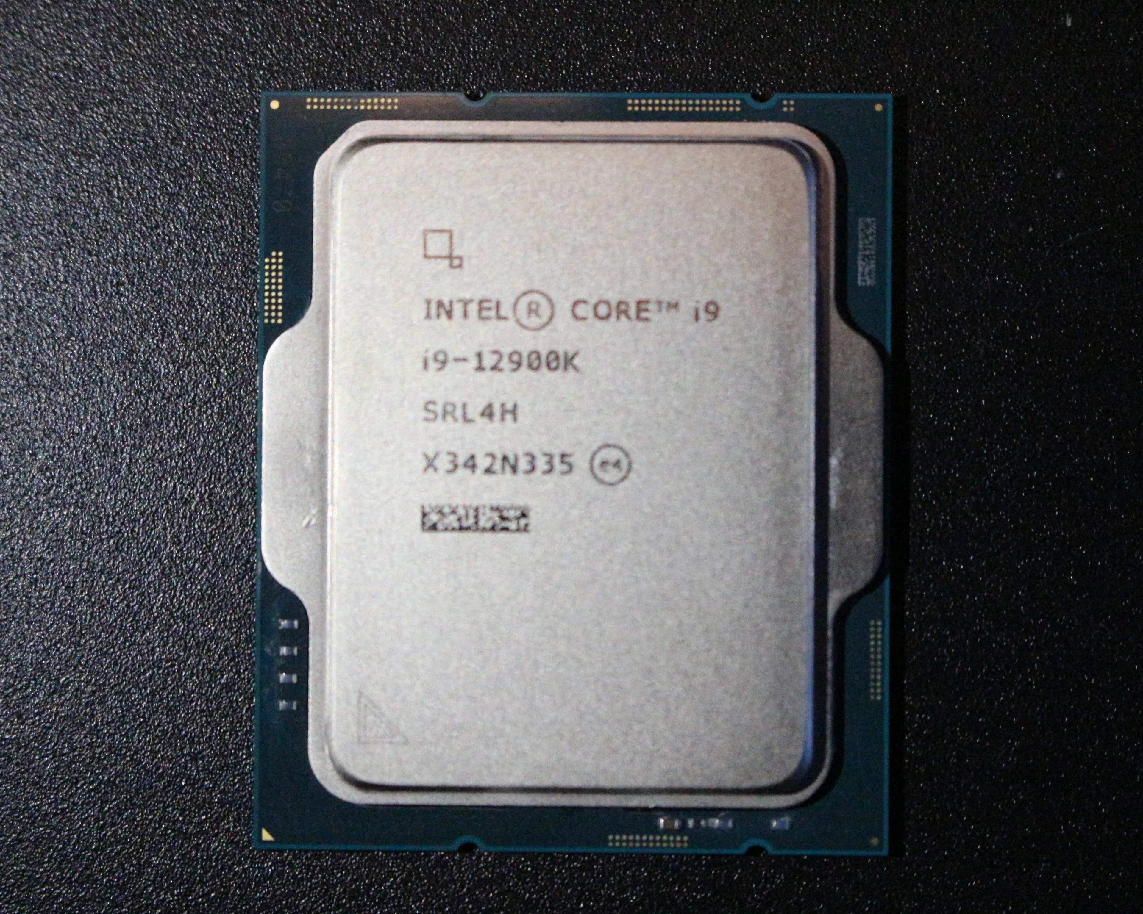 Intel Core i9-12900K | 16 Cores (8P8E) 24 Threads @5.20GHz