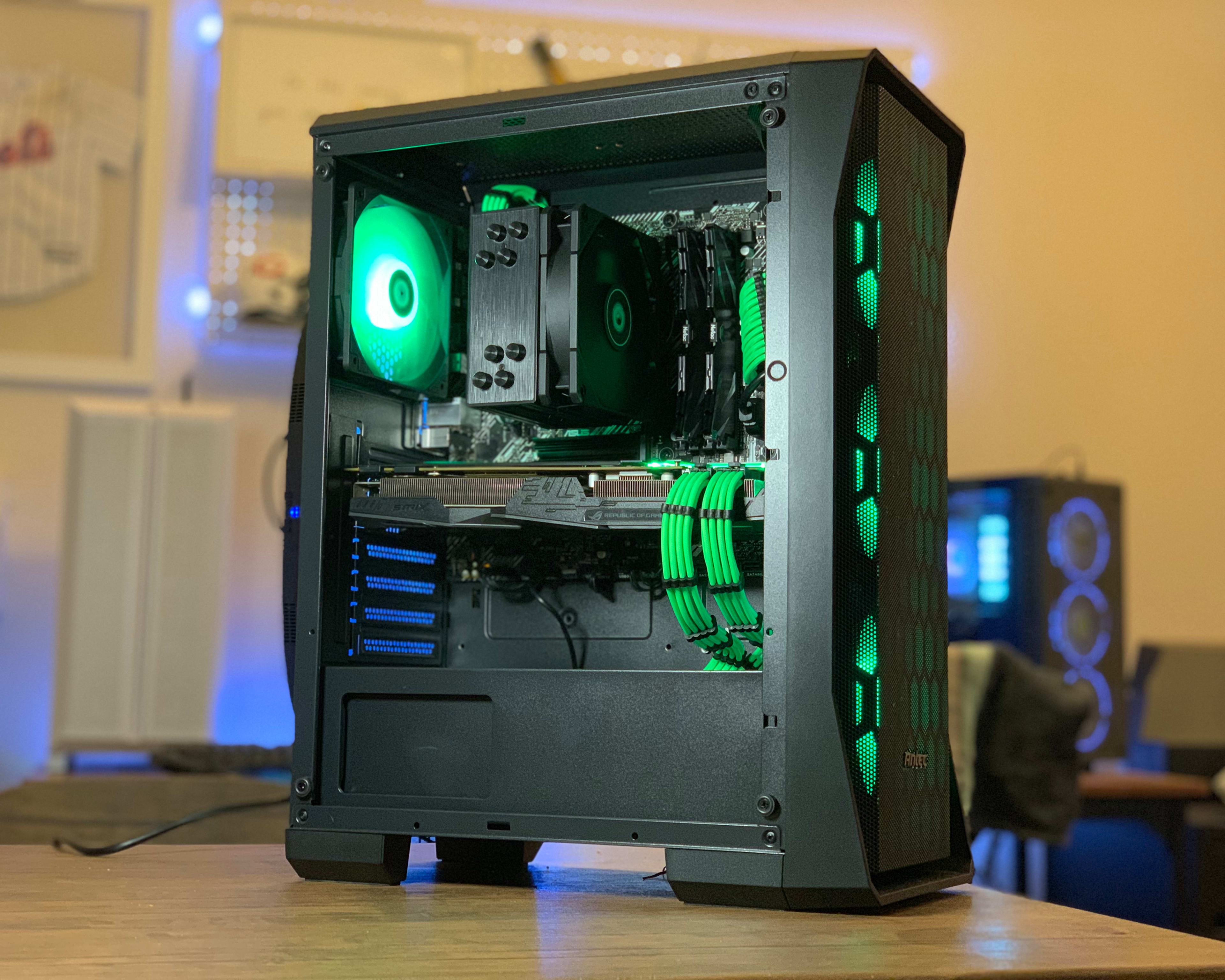 Black/Green Gaming PC(Ryzen 5 5500 + GTX 1080)