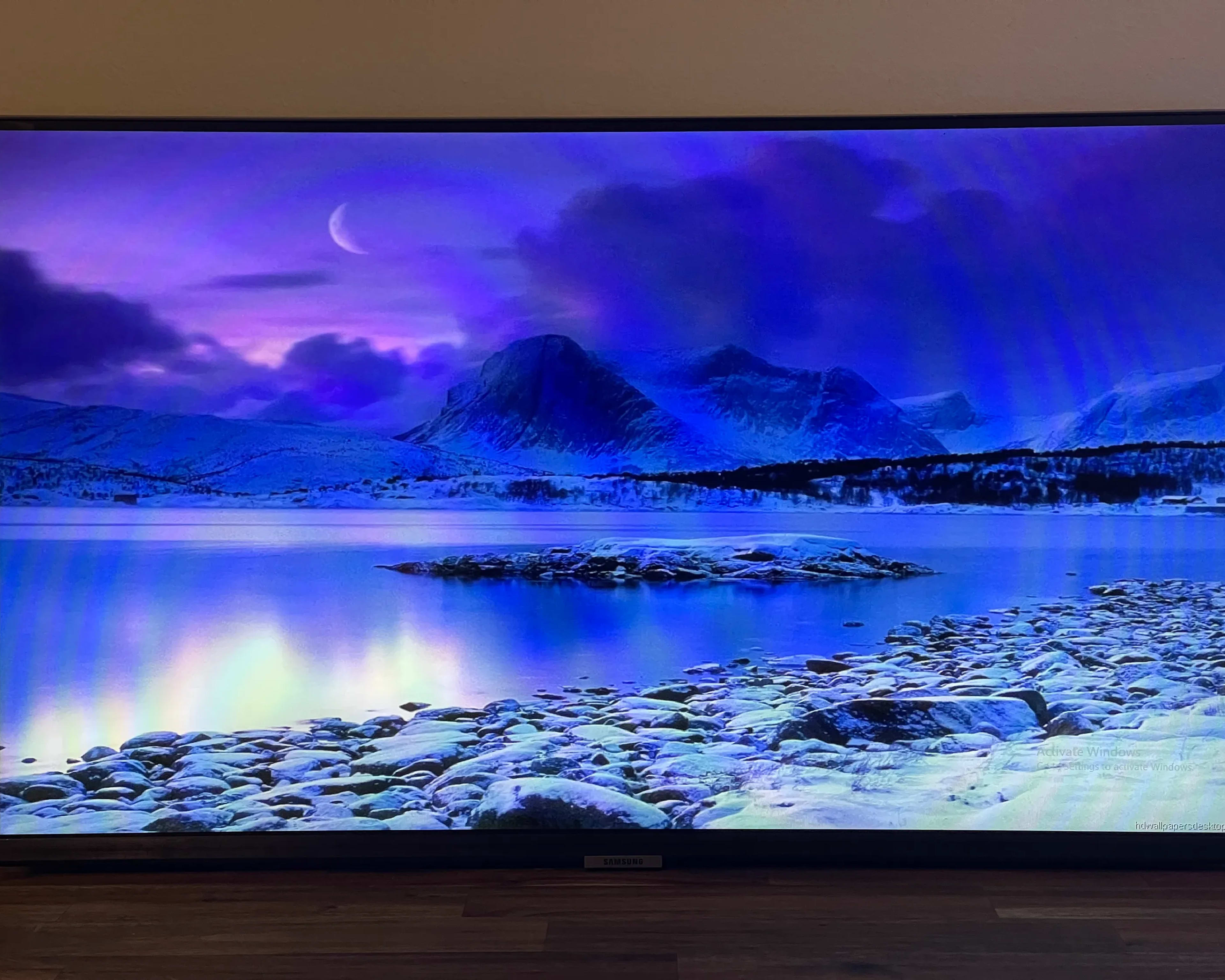 Samsung 32" 1080p 60Hz Smart Monitor w/Streaming TV